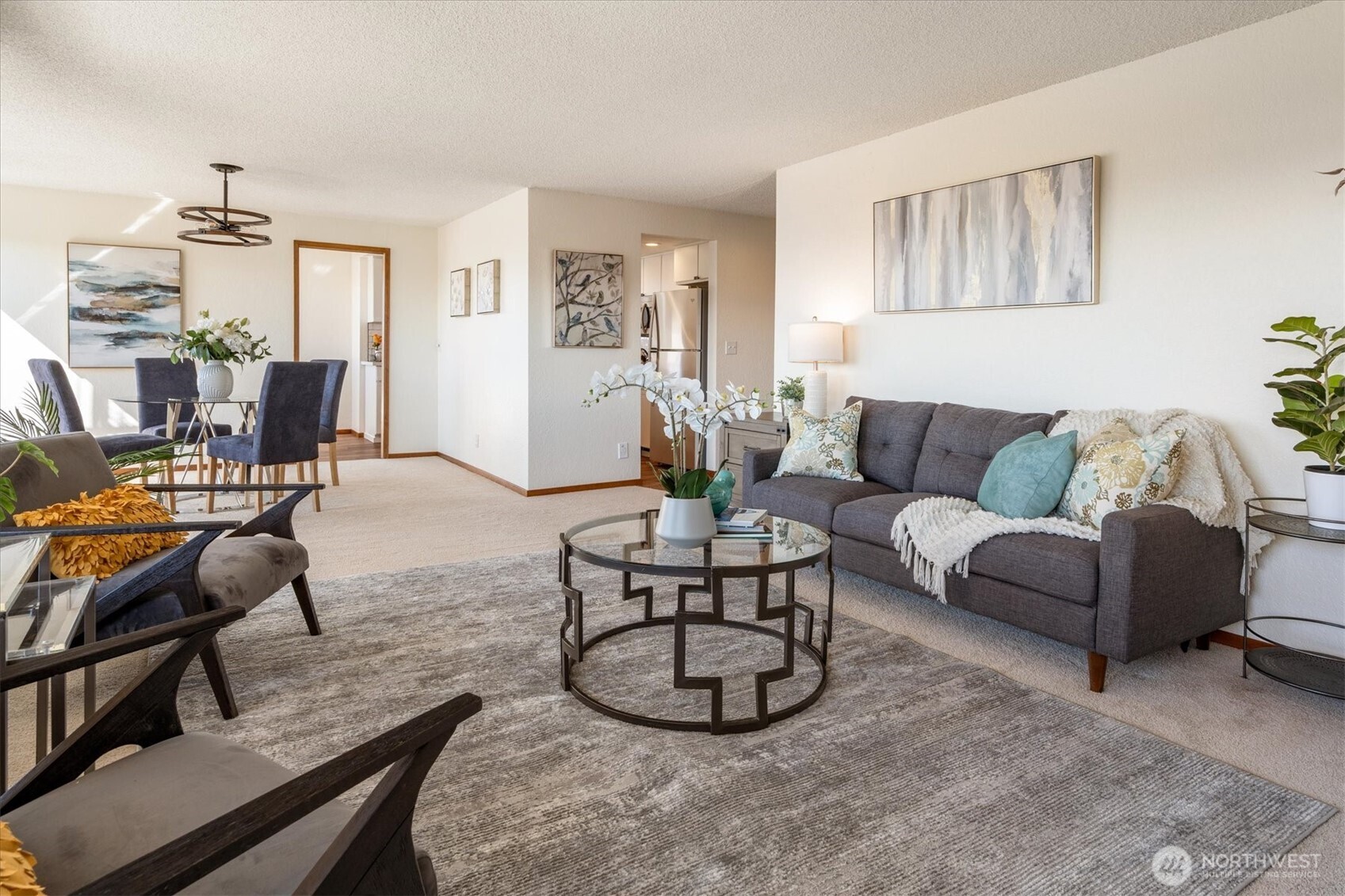 535 Walnut Street Unit: 202