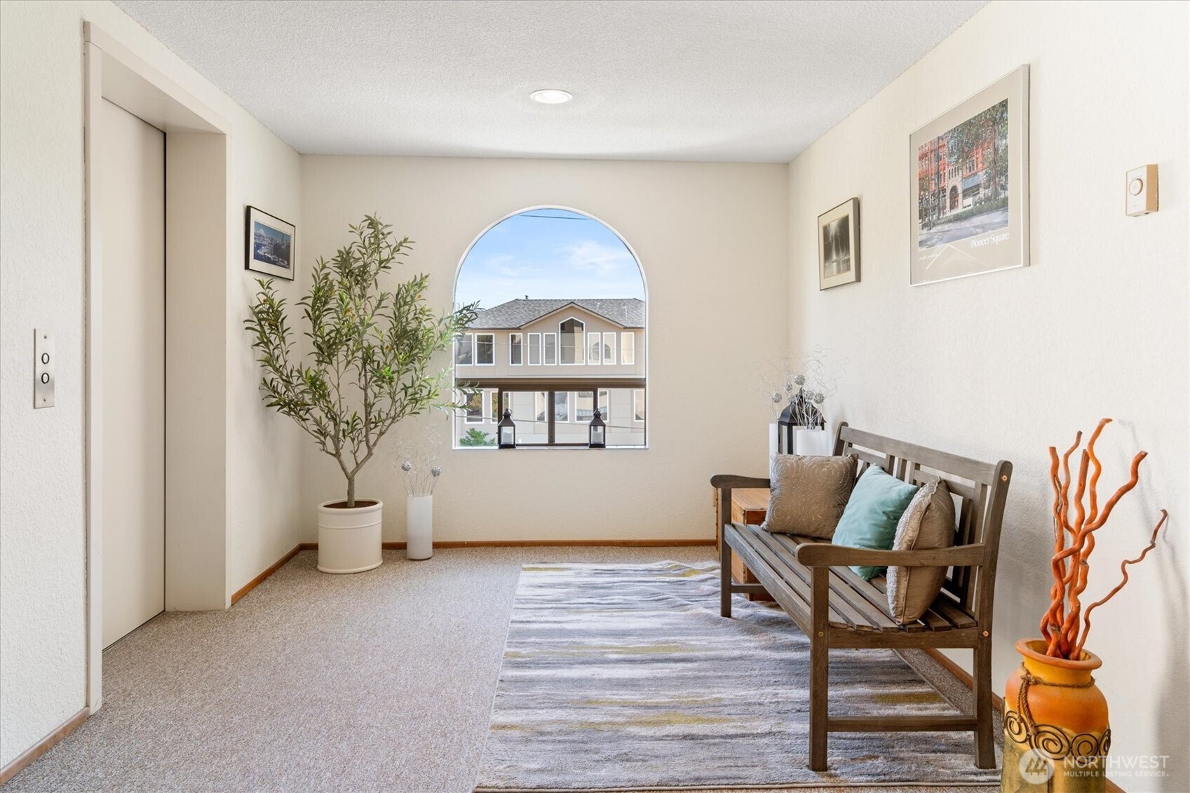 535 Walnut Street Unit: 202