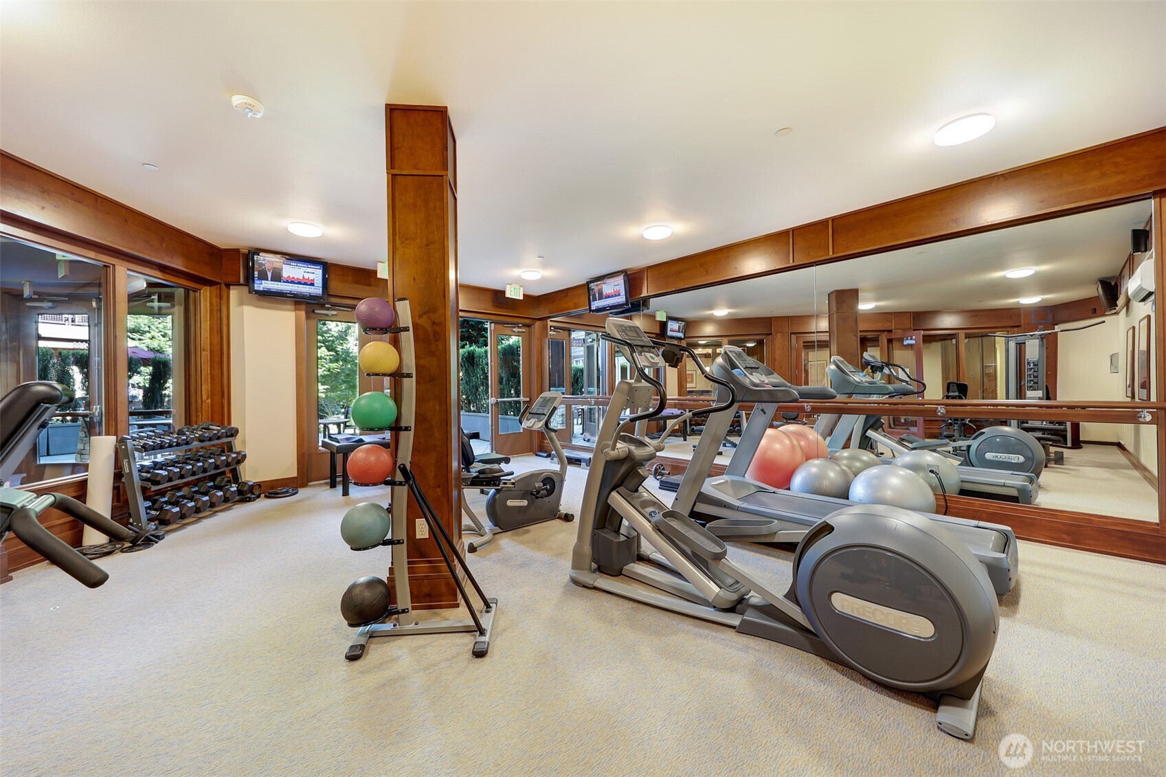 11801 Harbour Pointe Blvd Unit: 306