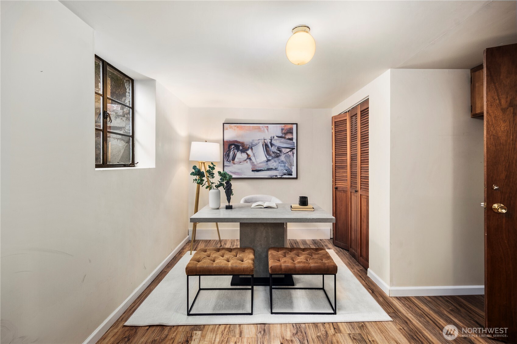 6022 Vassar Avenue NE