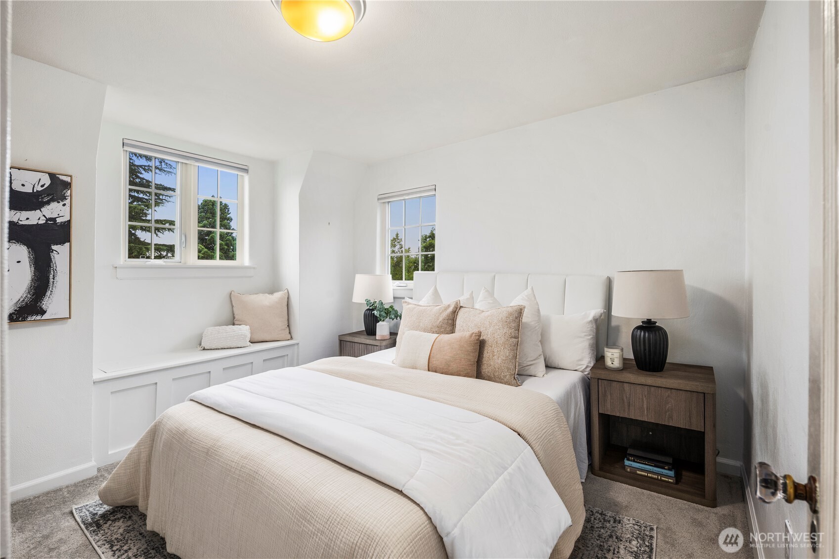 6022 Vassar Avenue NE