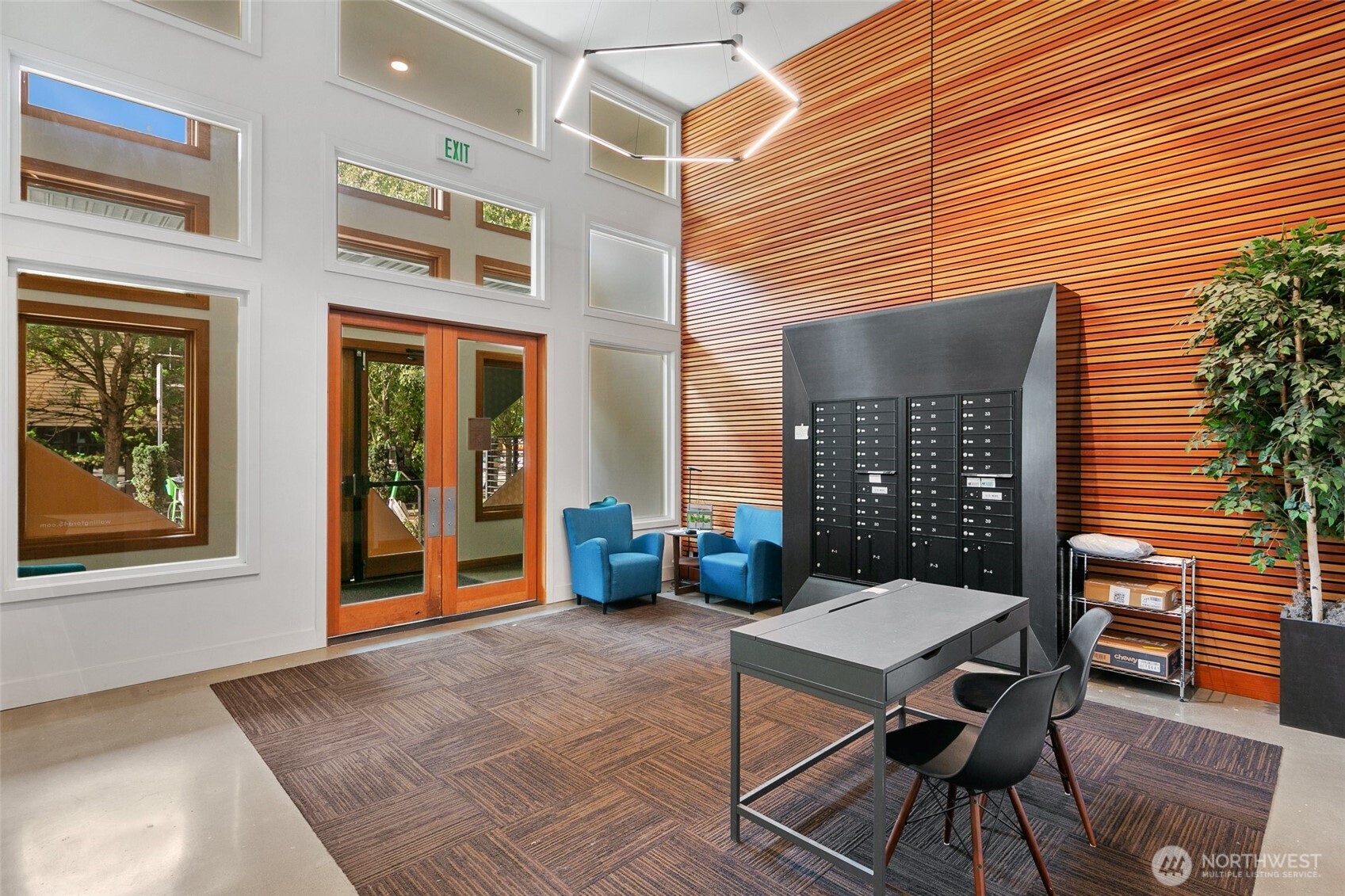 1601 N 45th Street Unit: 412