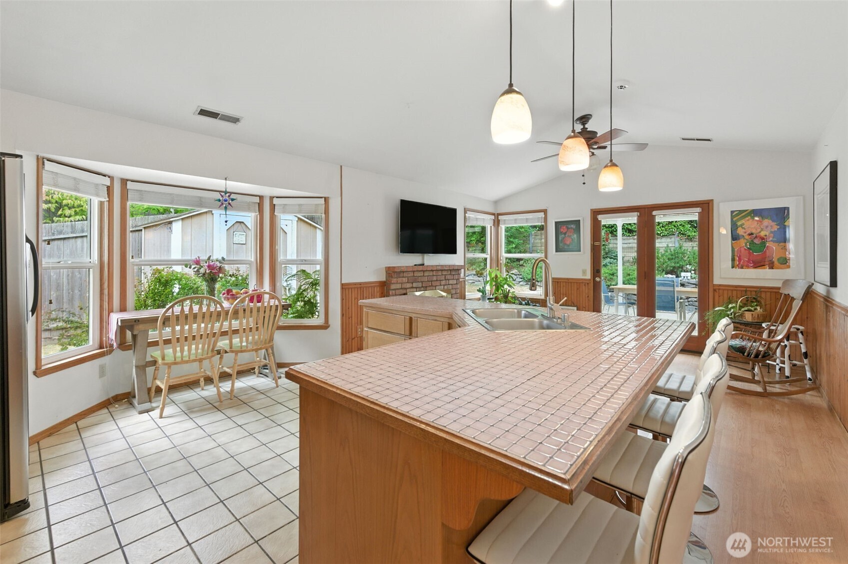 4929 Enetai Avenue NE