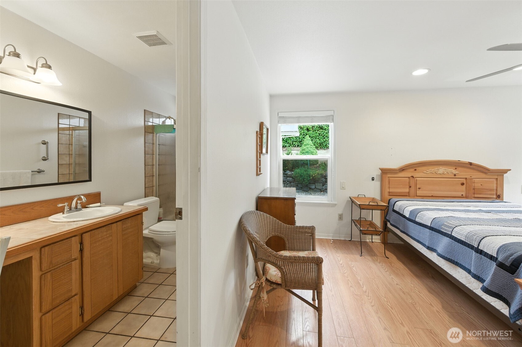 4929 Enetai Avenue NE