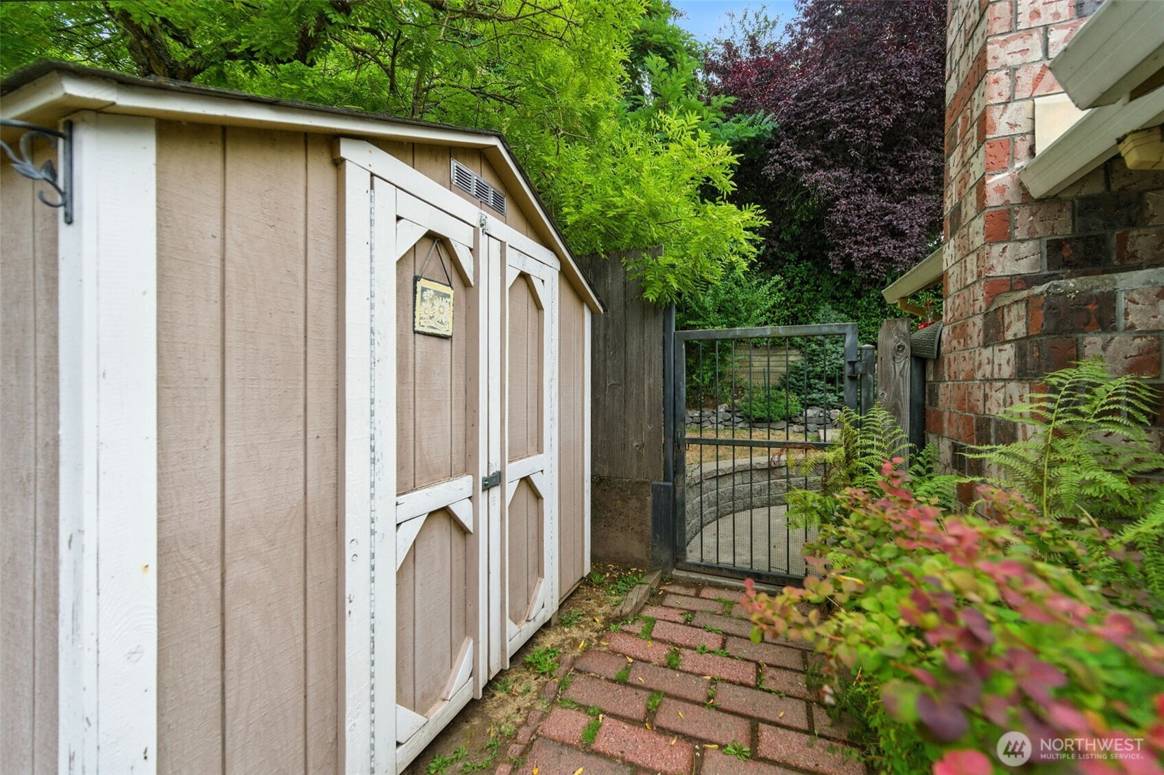 4929 Enetai Avenue NE