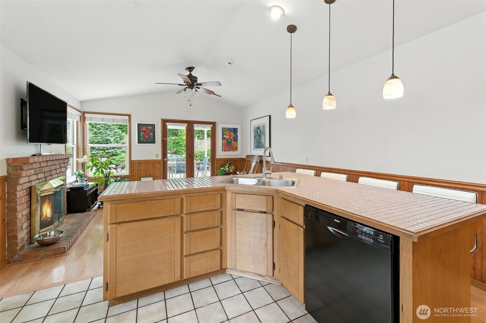 4929 Enetai Avenue NE