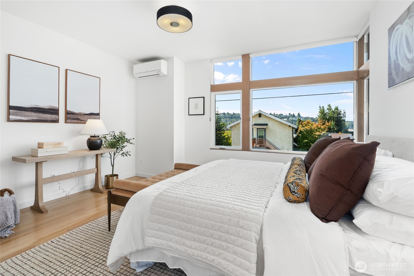 2357 Yale Avenue E Unit: B