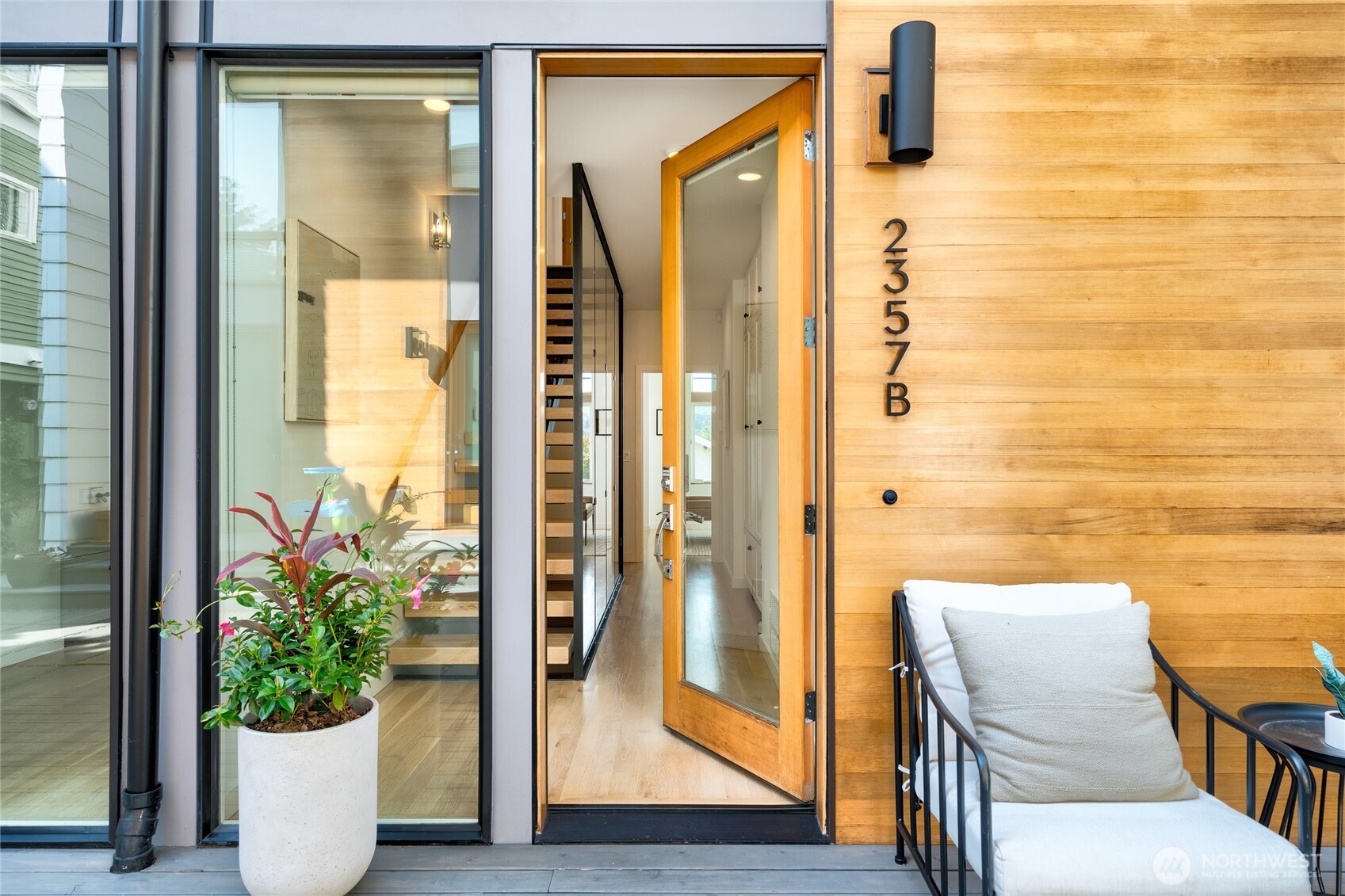 2357 Yale Avenue E Unit: B