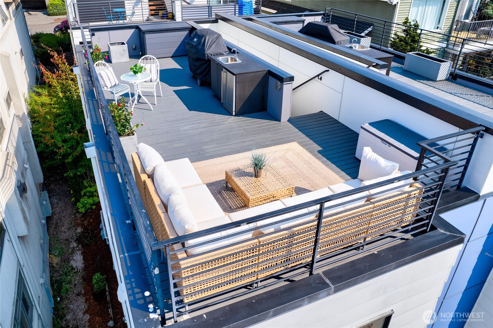 2357 Yale Avenue E Unit: B