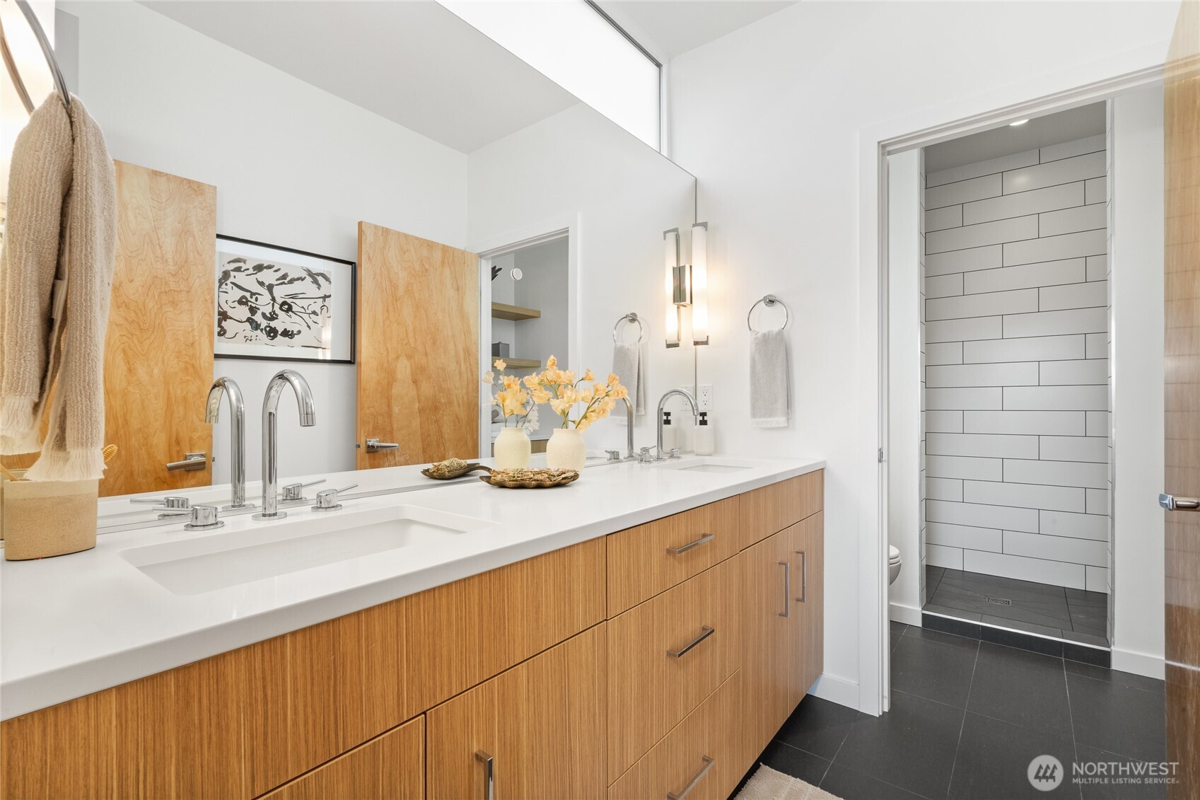 2357 Yale Avenue E Unit: B