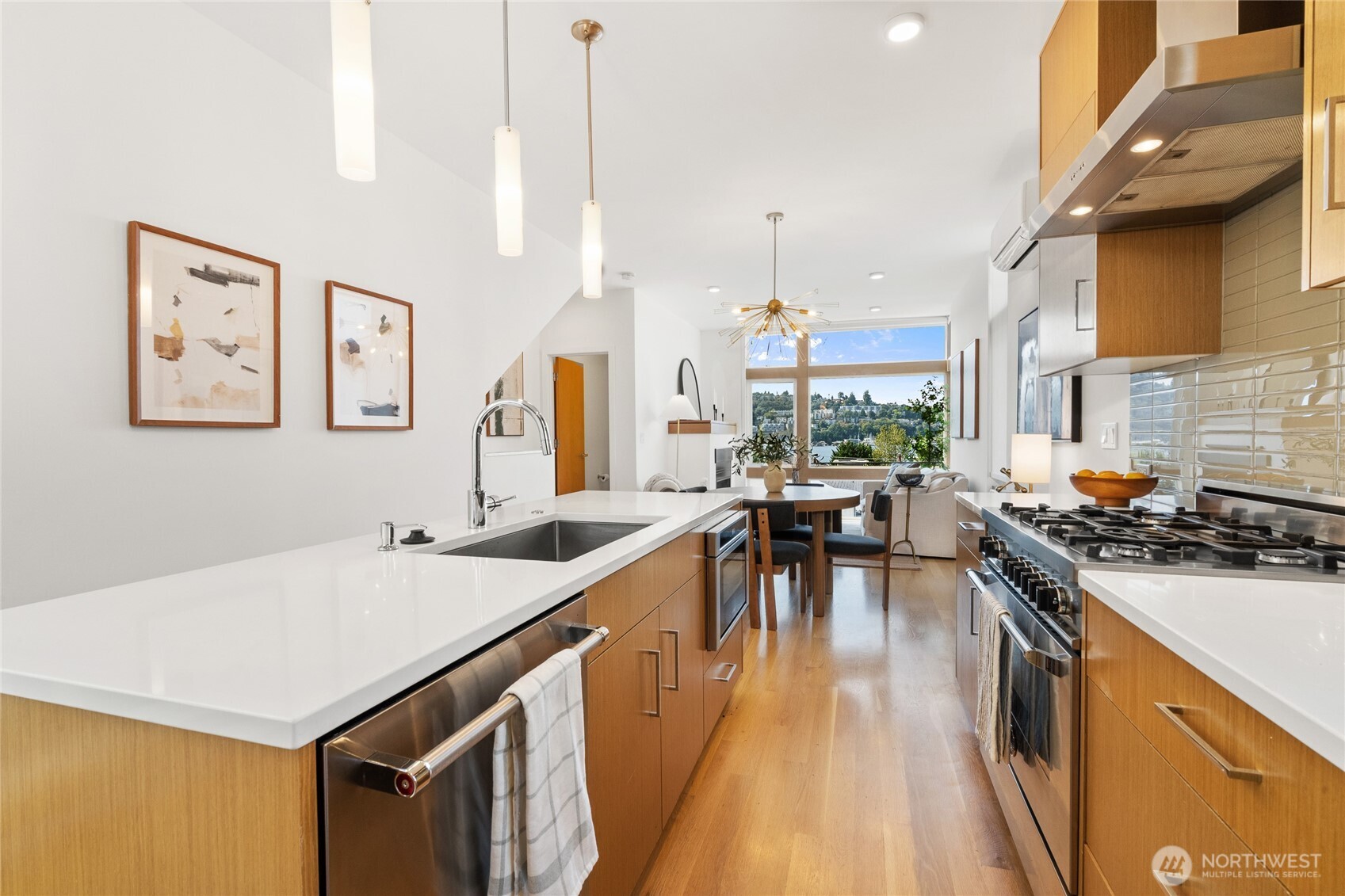 2357 Yale Avenue E Unit: B