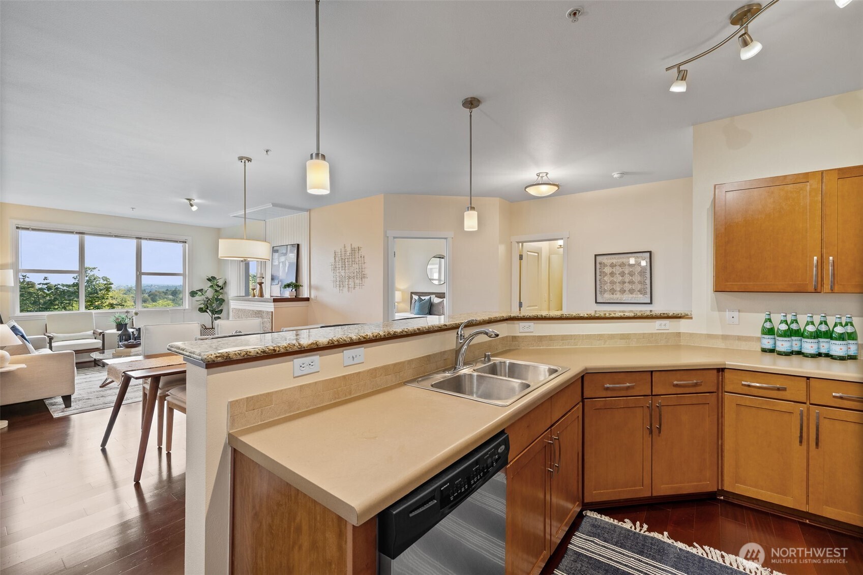 2960 SW Raymond Street Unit: 204