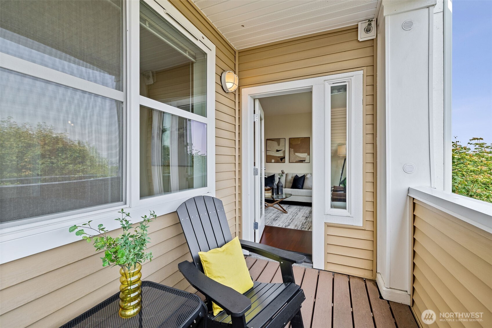 2960 SW Raymond Street Unit: 204