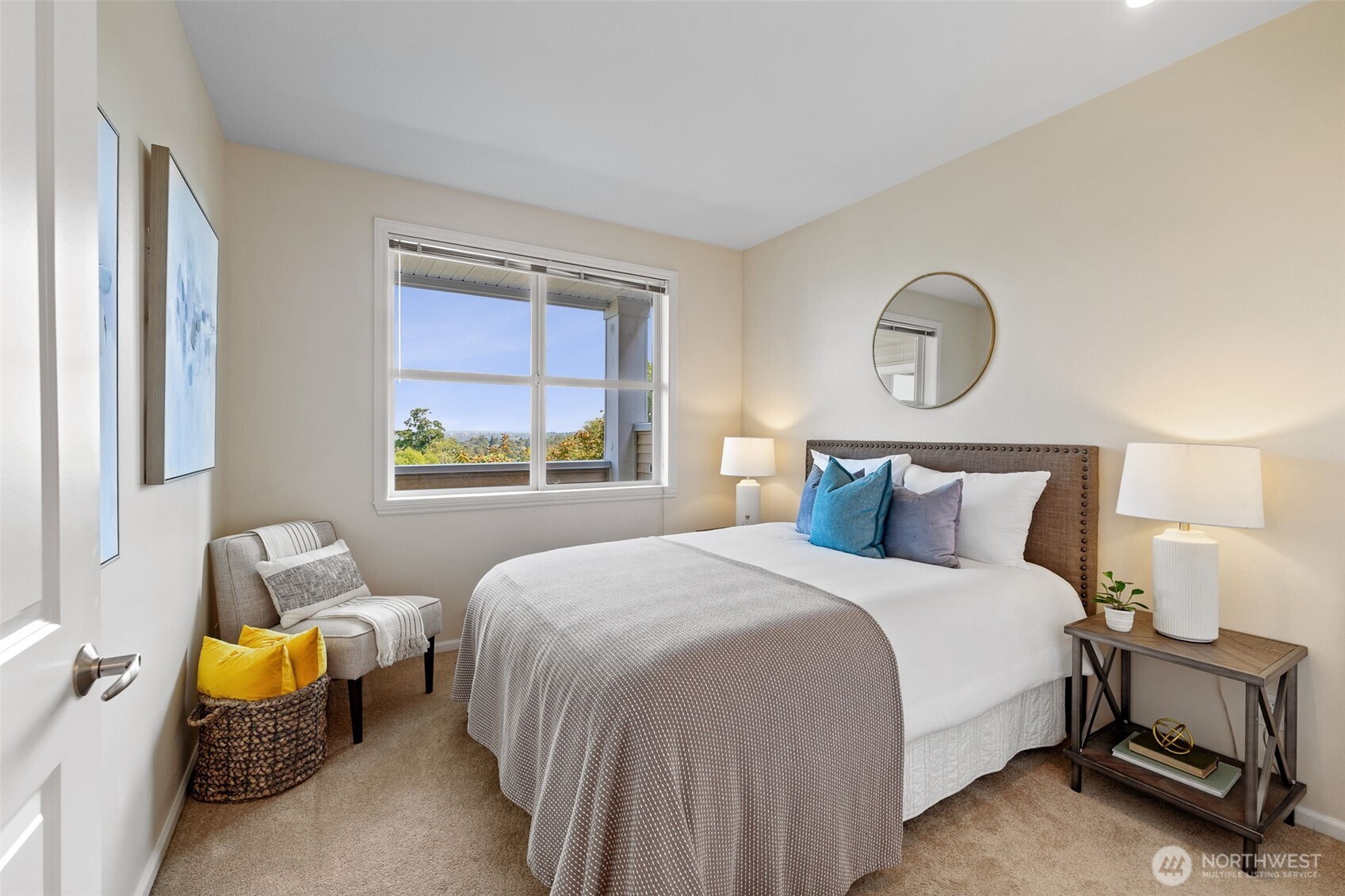 2960 SW Raymond Street Unit: 204