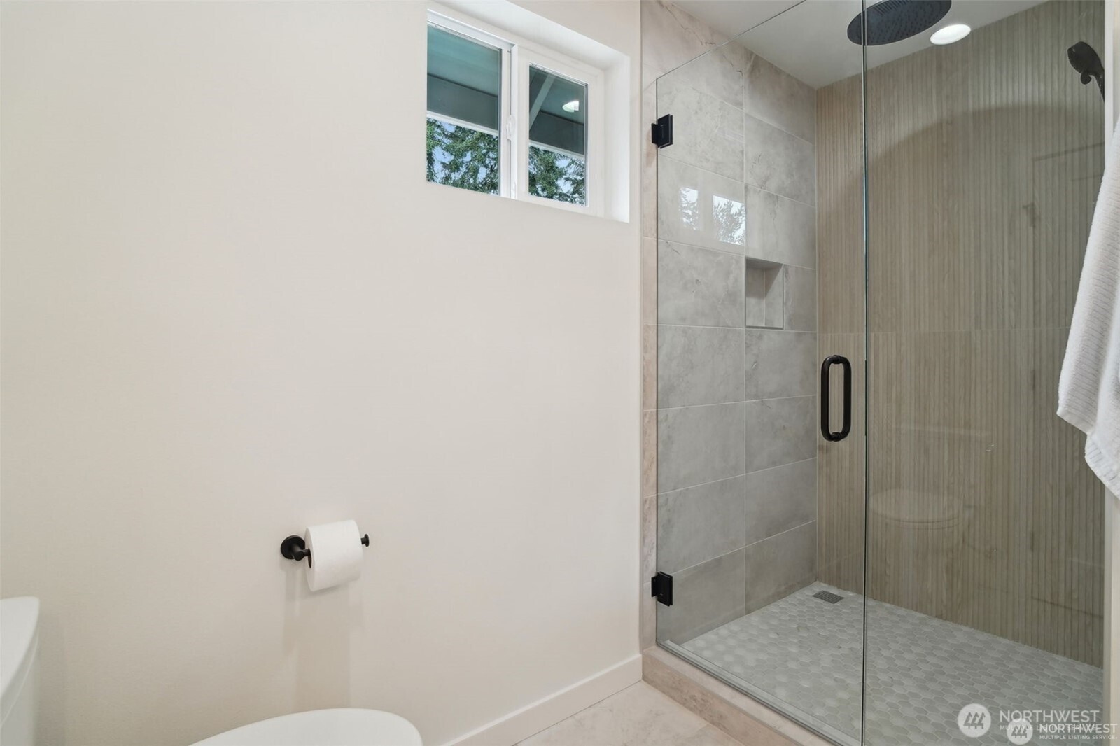 20311 14th Avenue NE Unit: B