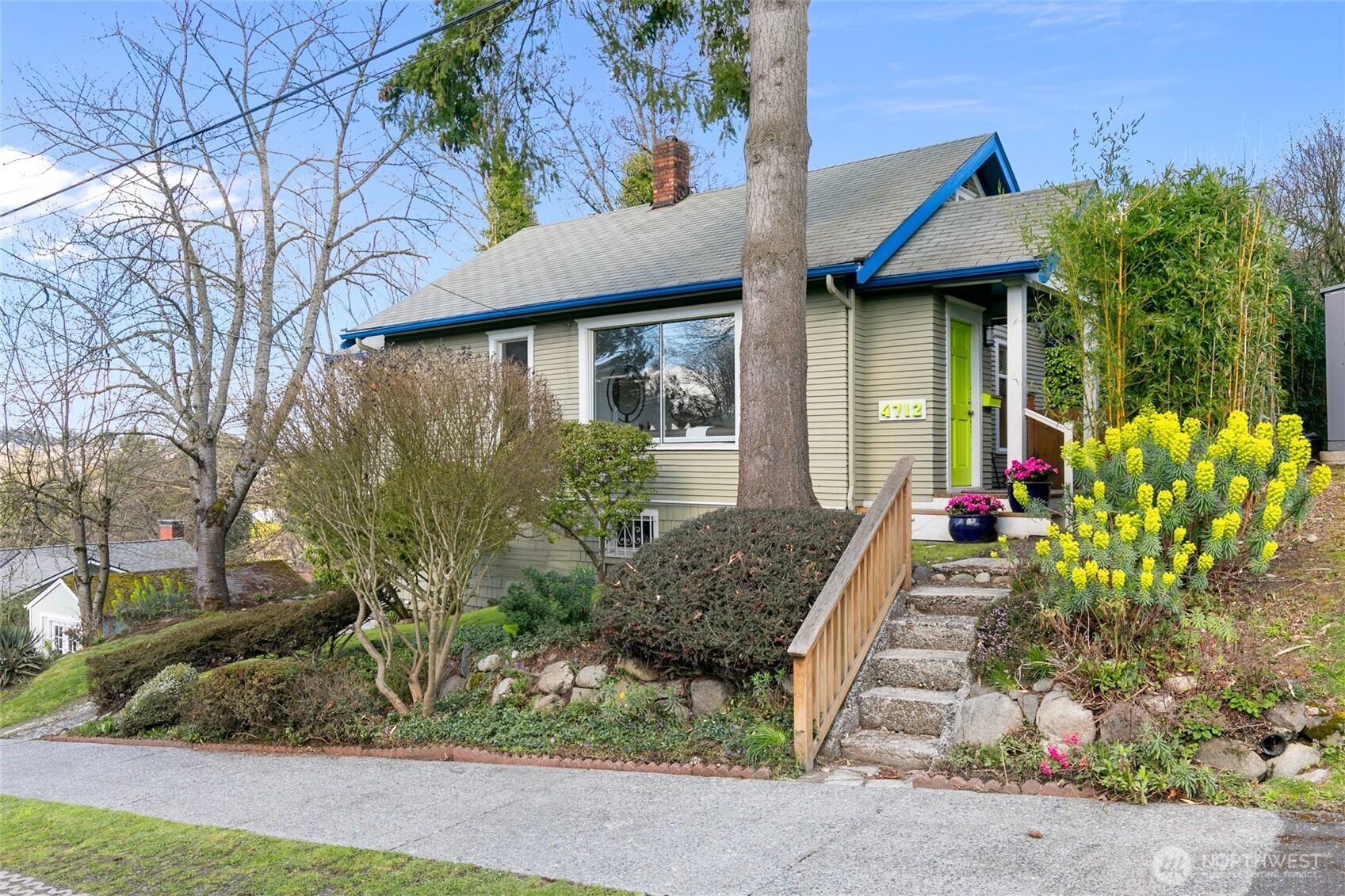 4712 S Angeline Street