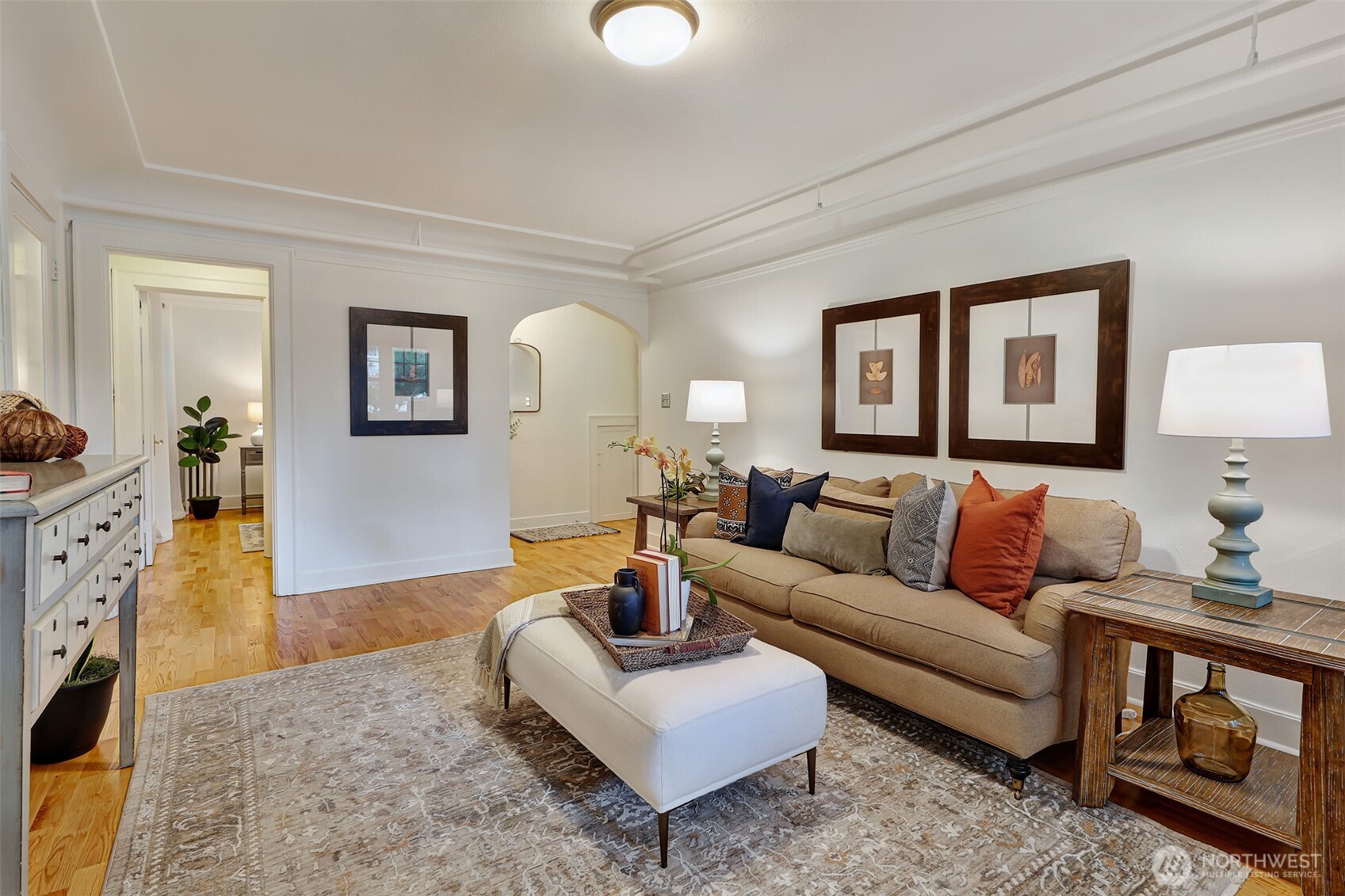 525 16th Avenue E Unit: 102