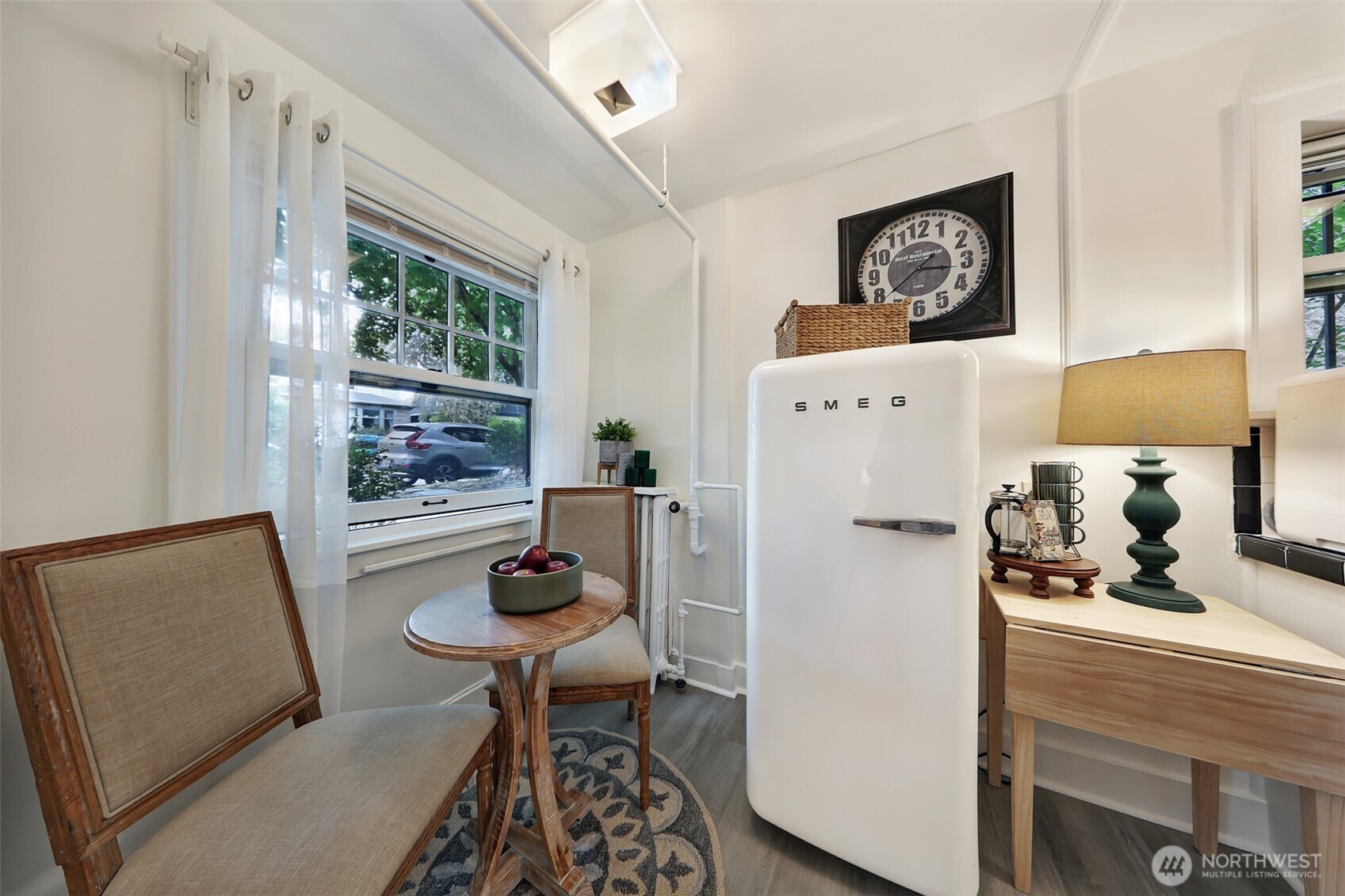 525 16th Avenue E Unit: 102
