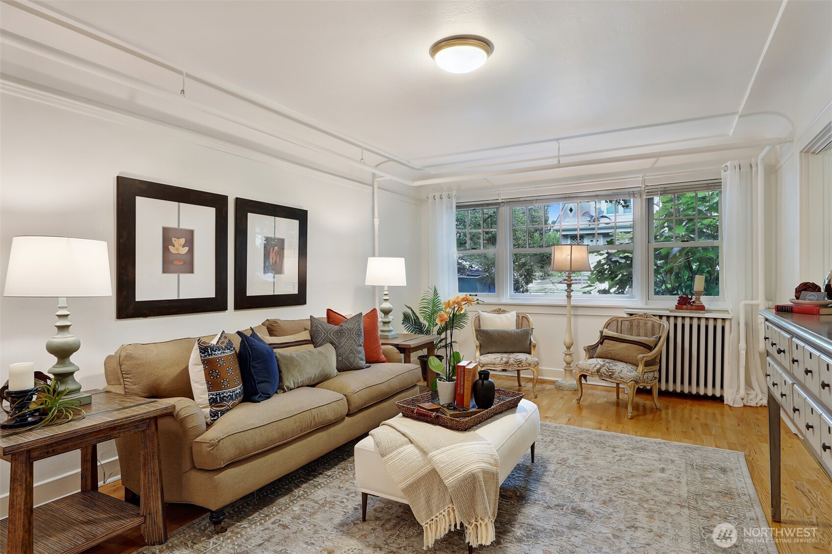 525 16th Avenue E Unit: 102