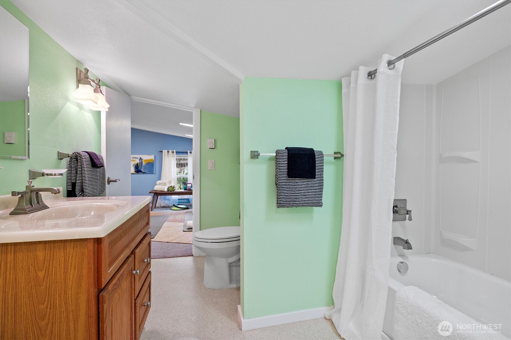 20030 Wallingford Avenue N