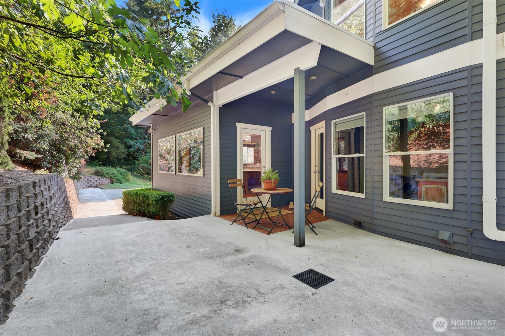 4034 NE 195th Street