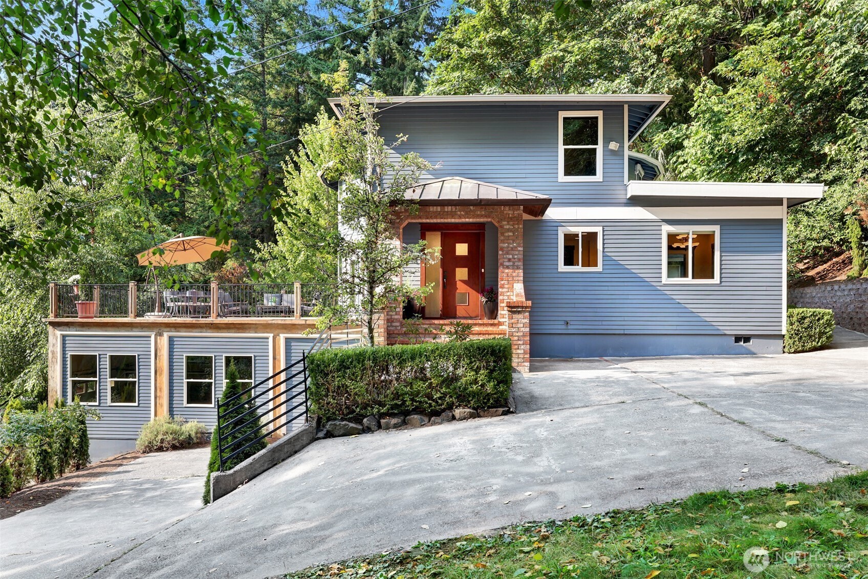 4034 NE 195th Street