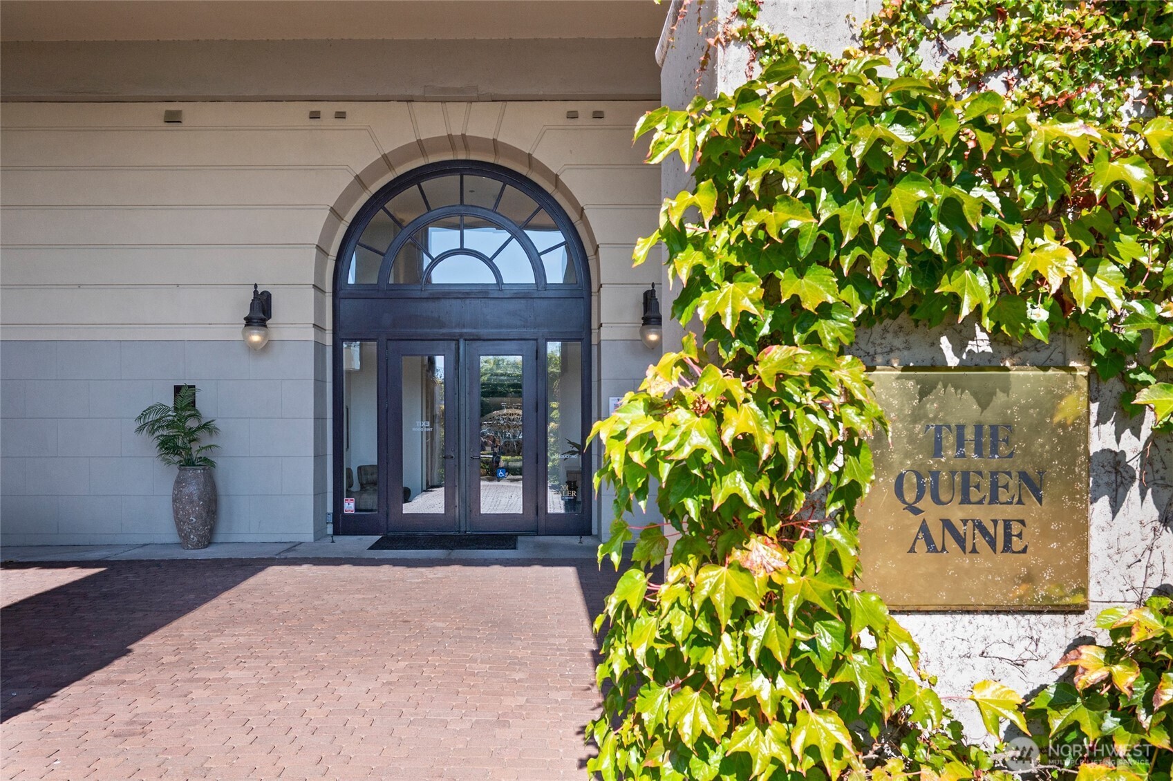 1400 2nd Avenue N Unit: 292