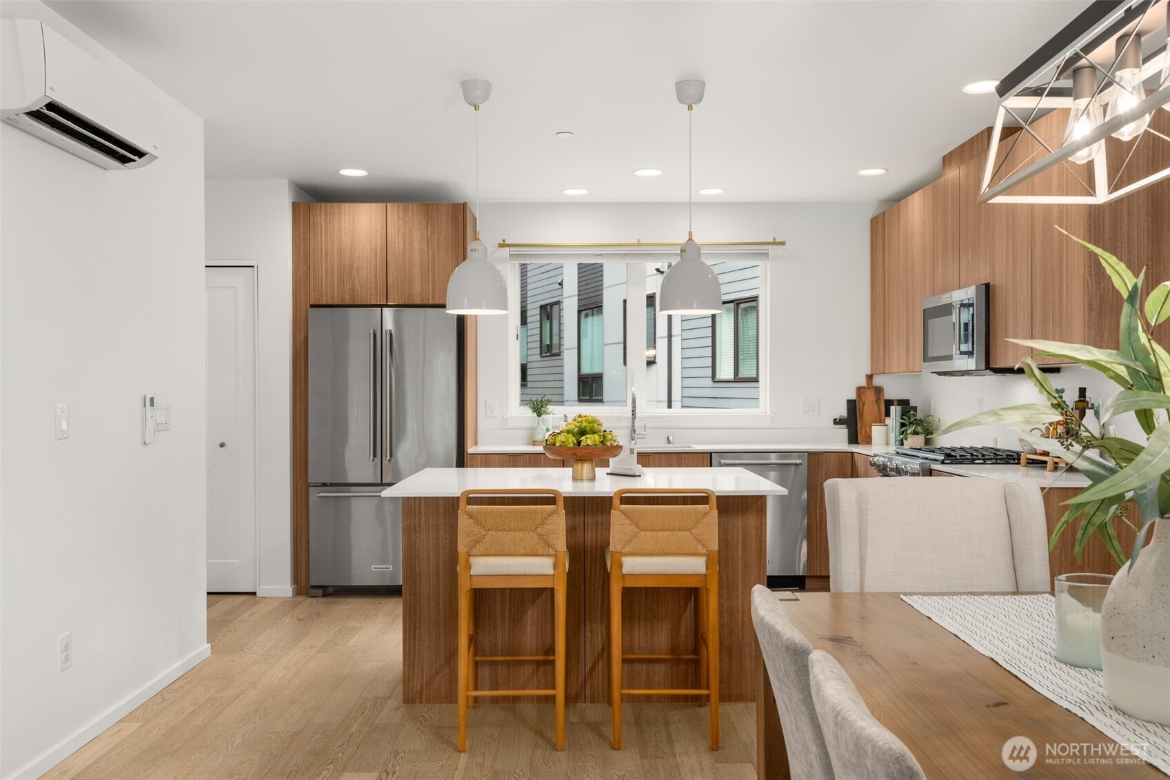 6454 NE 181st Street Unit: 102