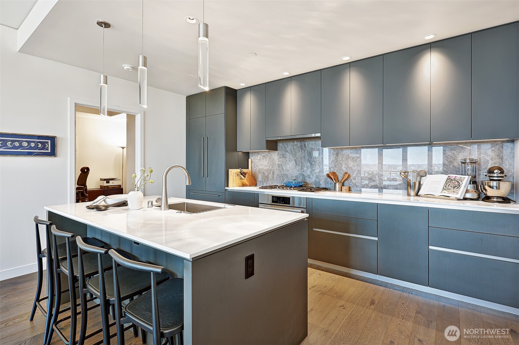 2510 6th Avenue Unit: 2510