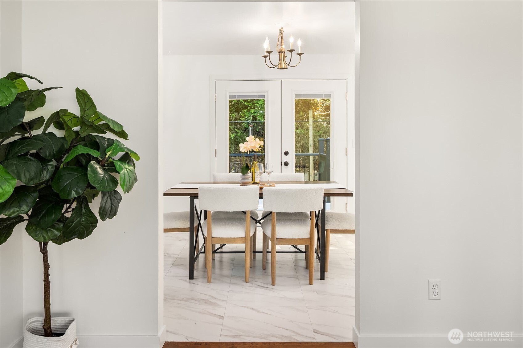 895 Wildwood Boulevard SW