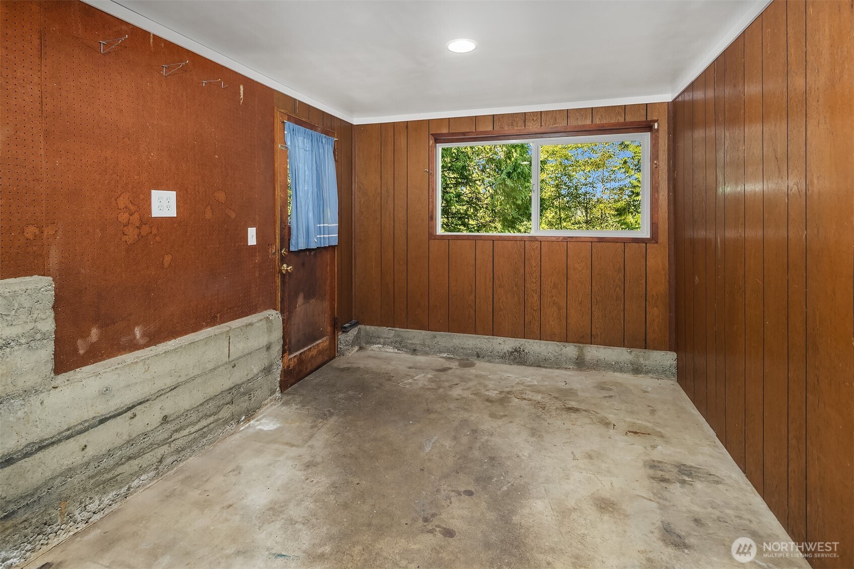 895 Wildwood Boulevard SW