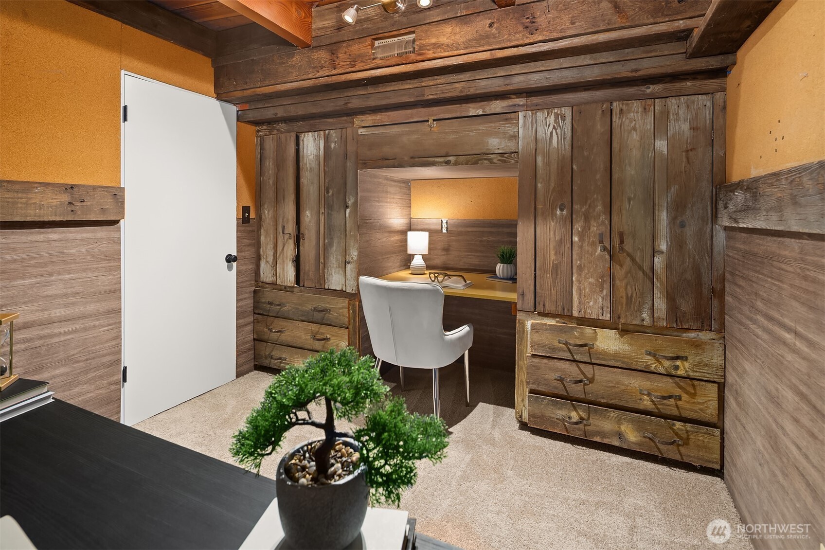 895 Wildwood Boulevard SW