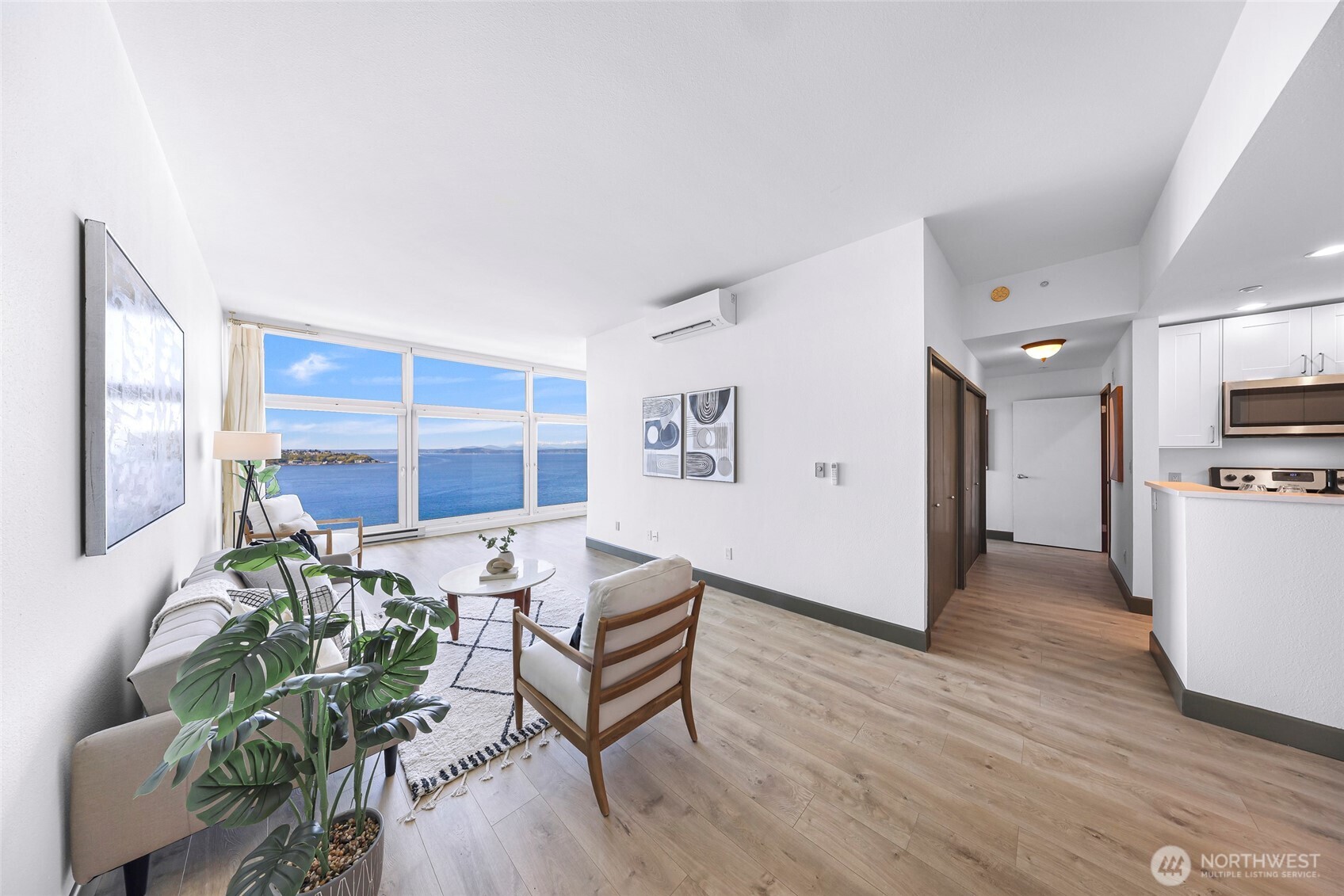 1415 2nd Avenue Unit: 2510