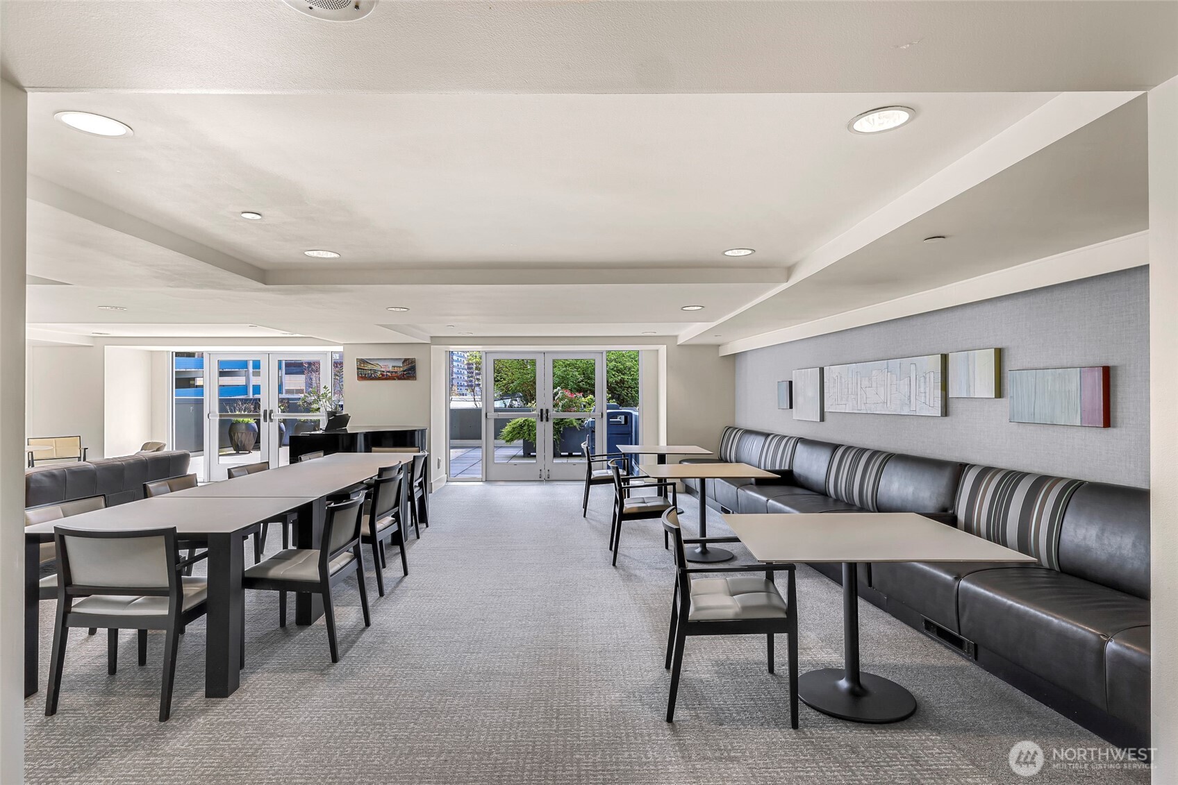 1415 2nd Avenue Unit: 2510