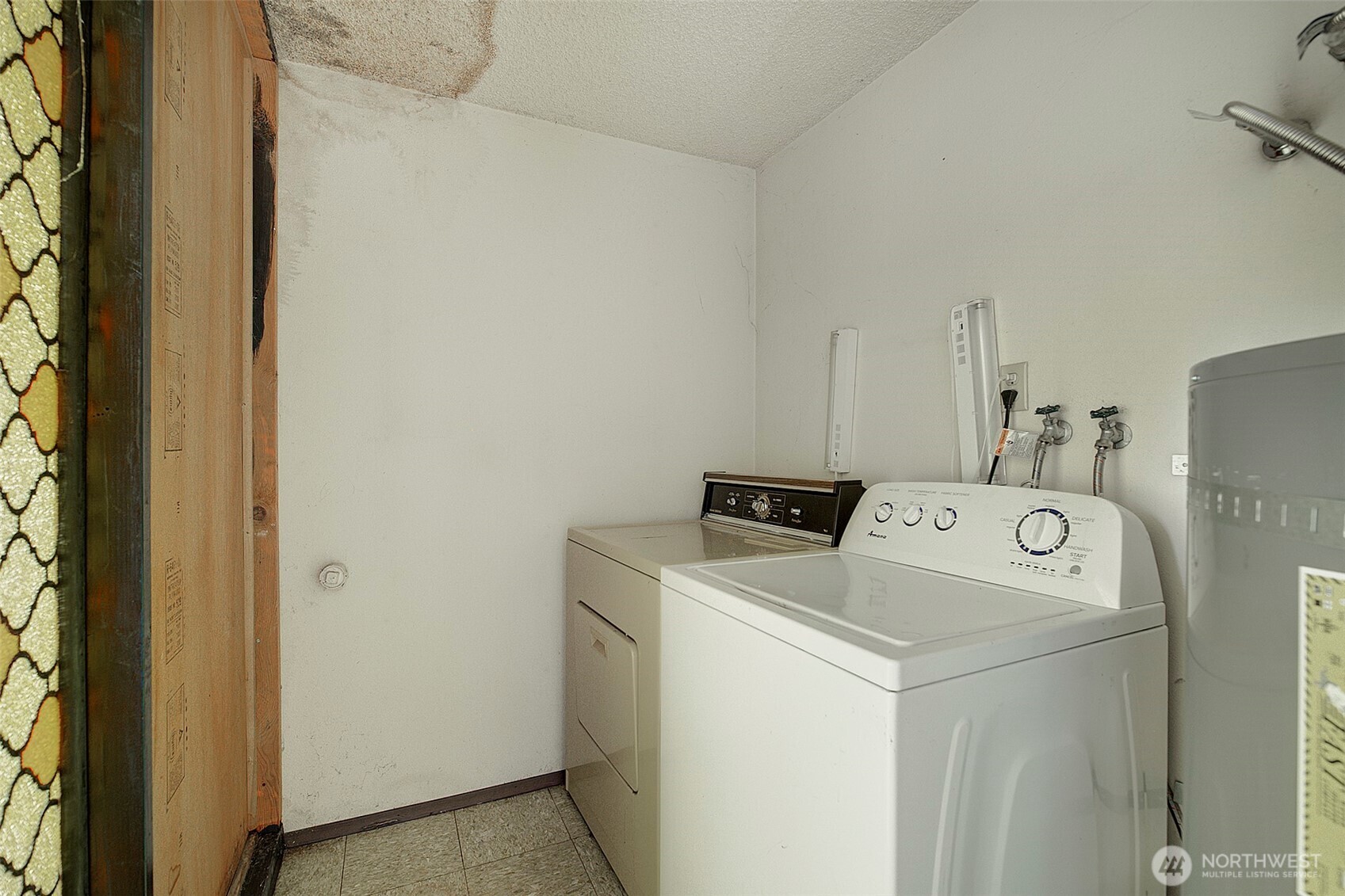 6651 E Grandview Avenue