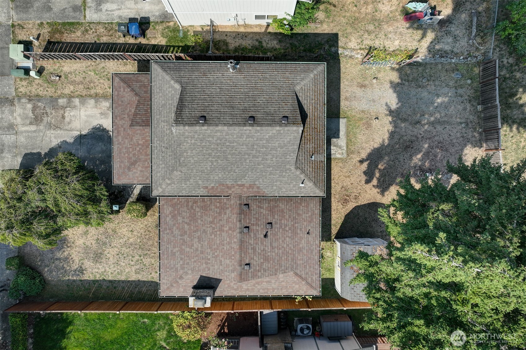 6651 E Grandview Avenue