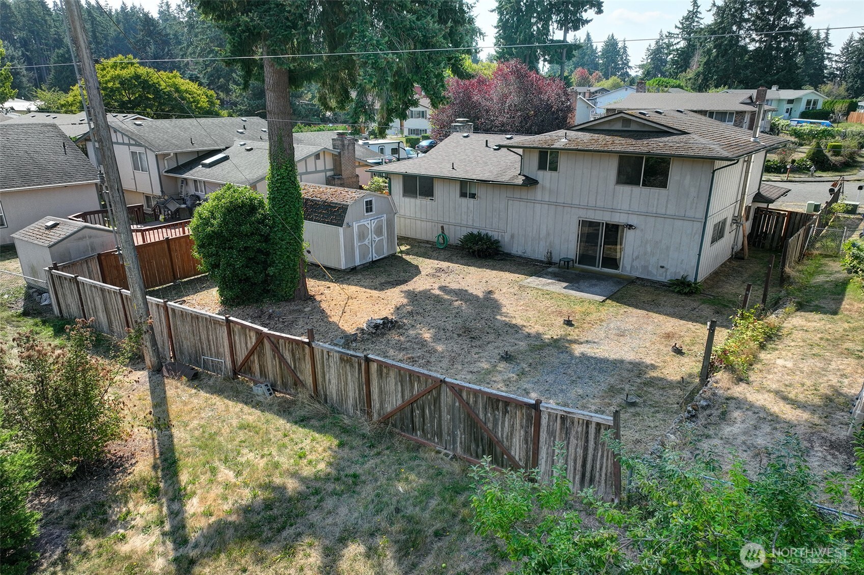 6651 E Grandview Avenue