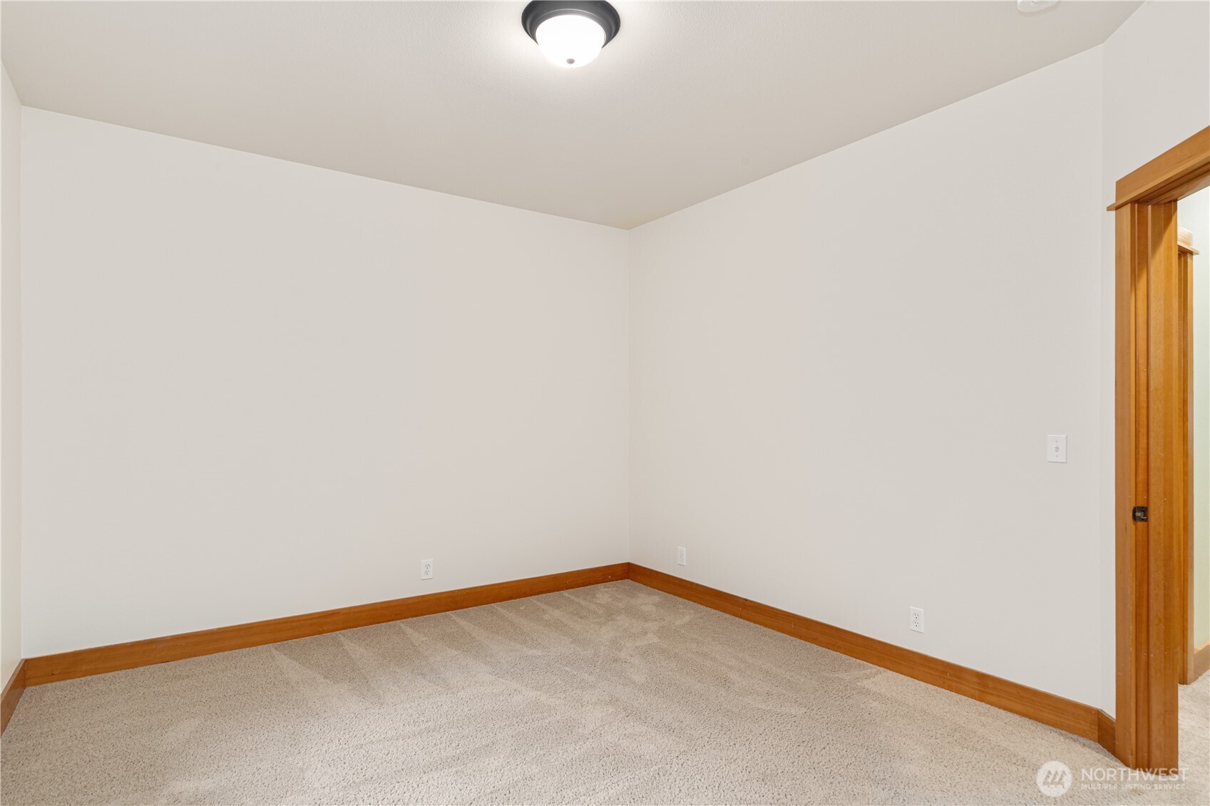 19370 NE Larson Court