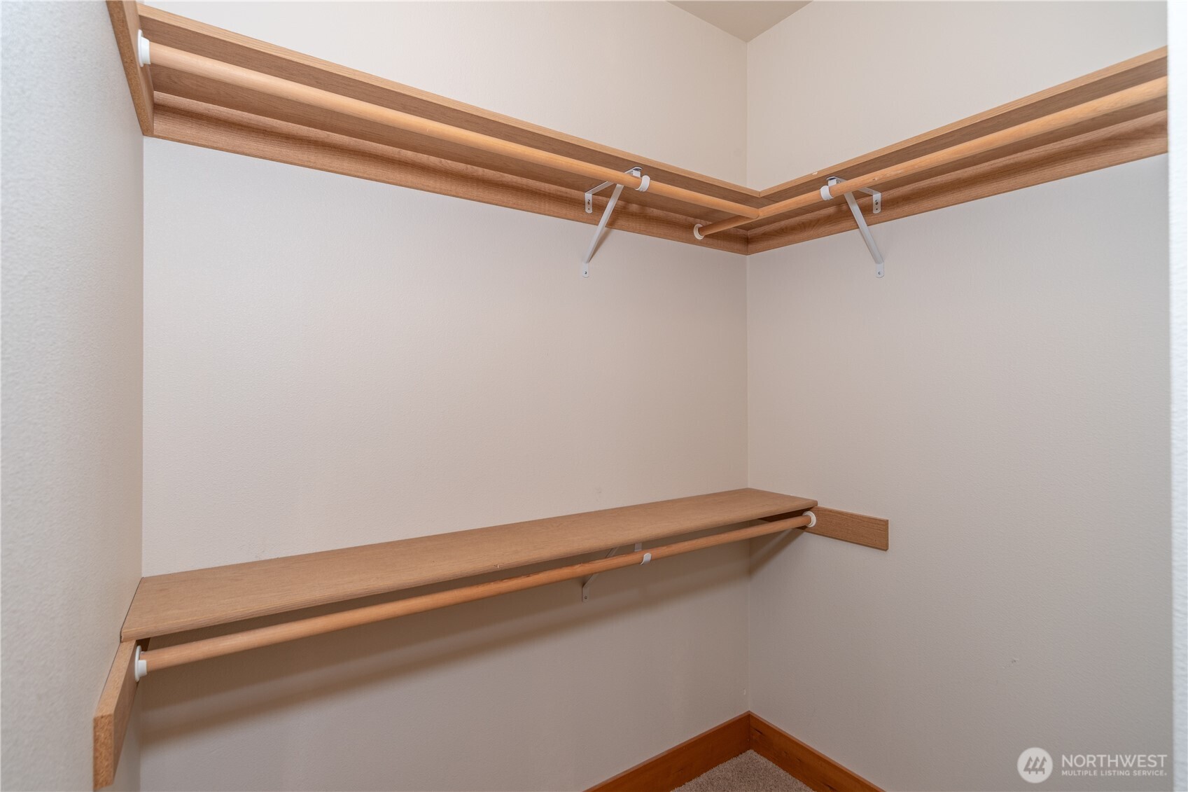 19370 NE Larson Court