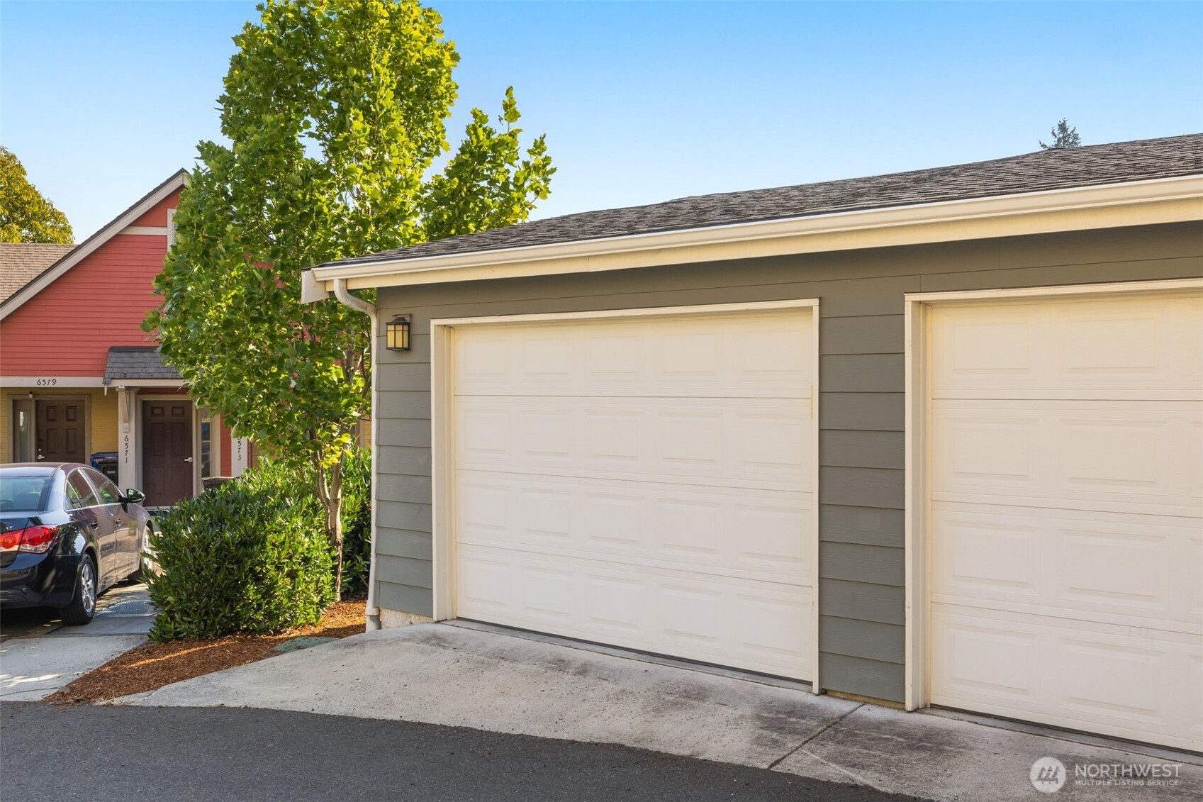 3012 SW Holly Street