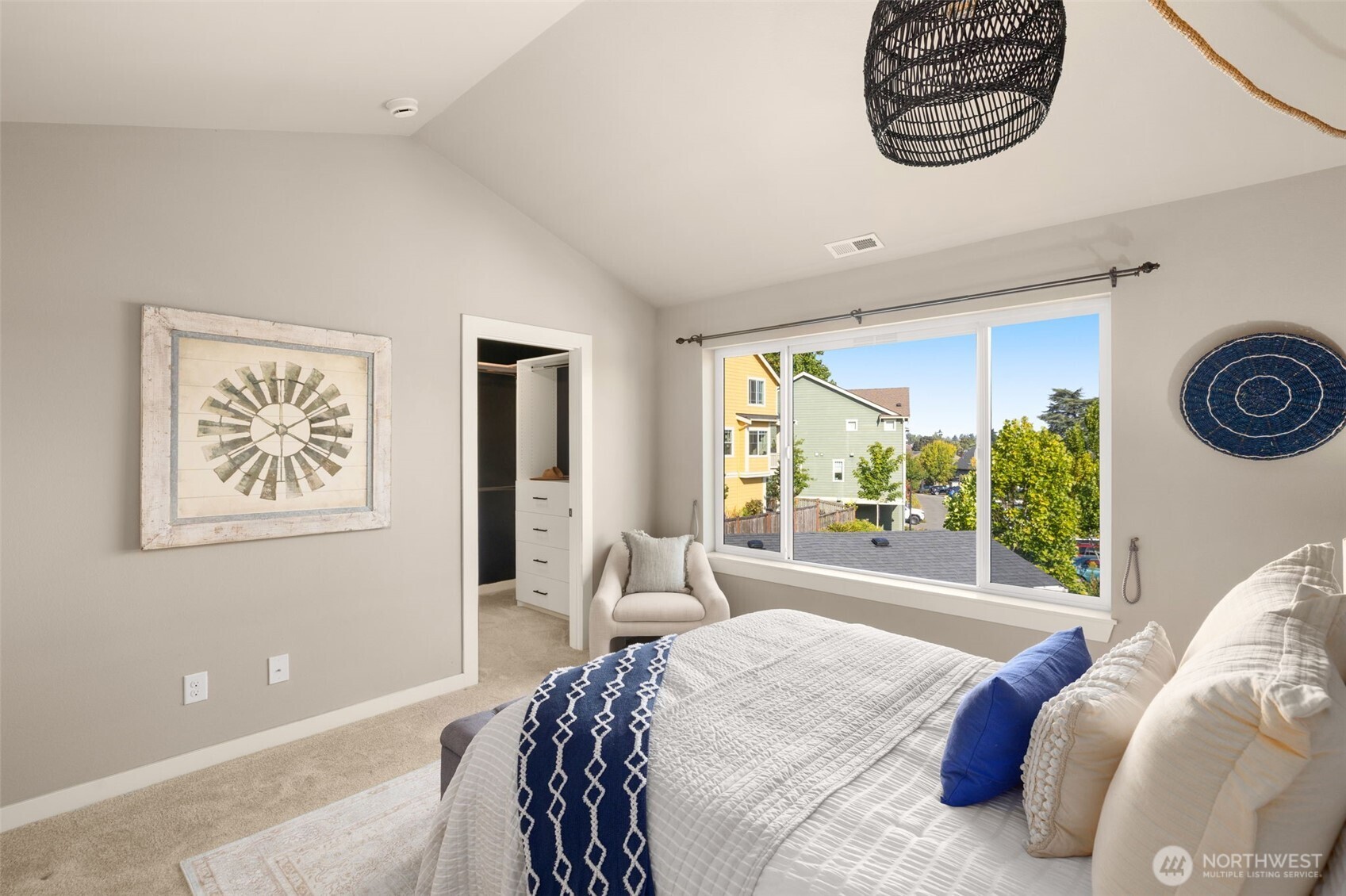 3012 SW Holly Street