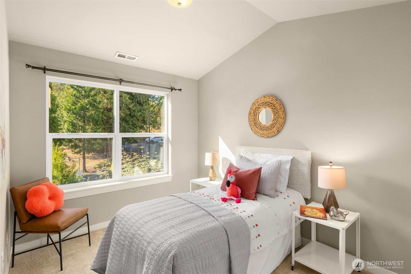 3012 SW Holly Street