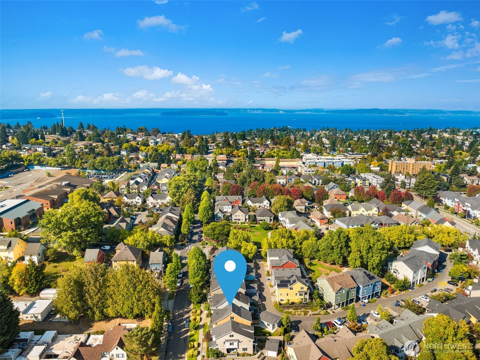 3012 SW Holly Street