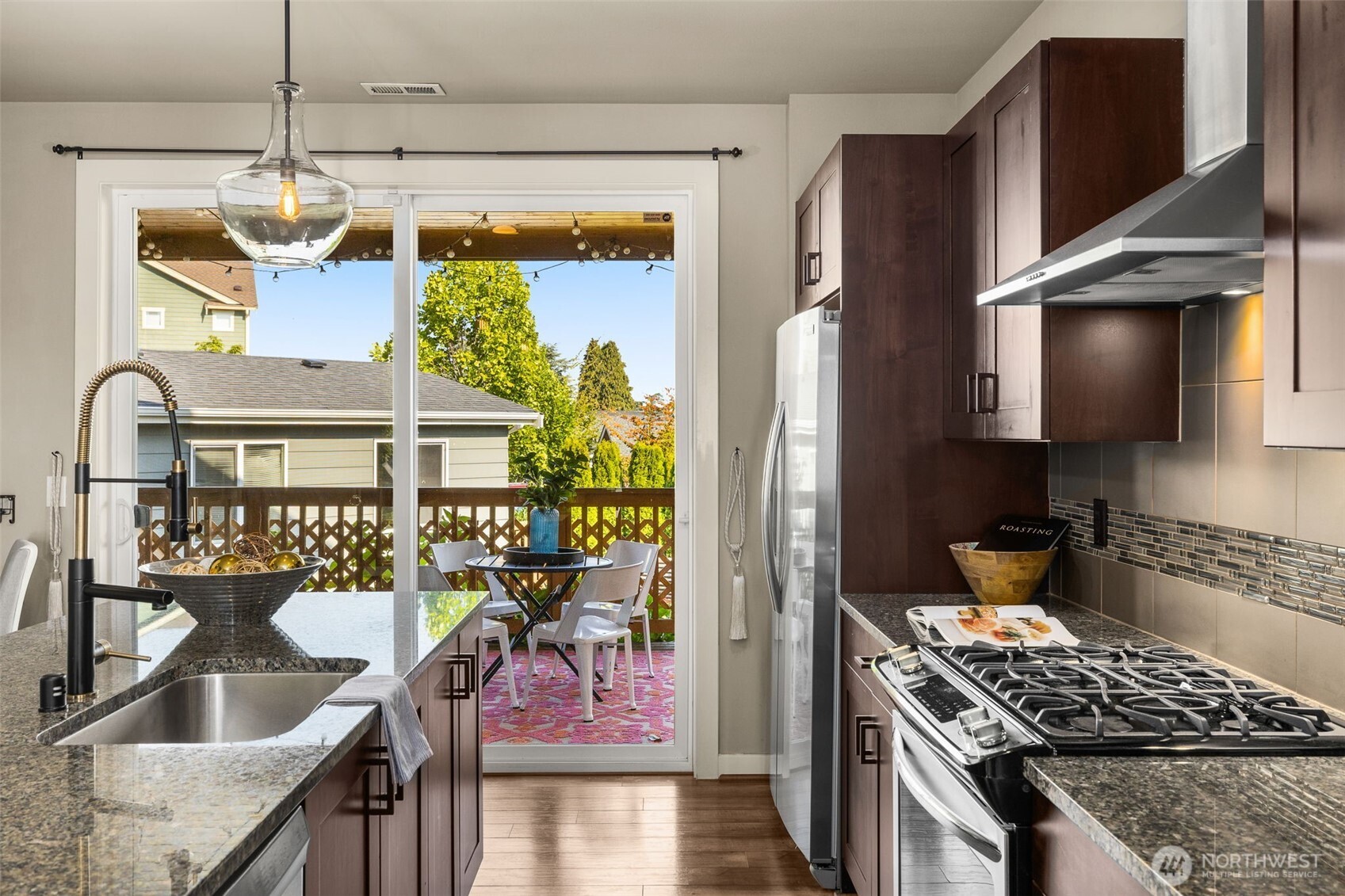 3012 SW Holly Street