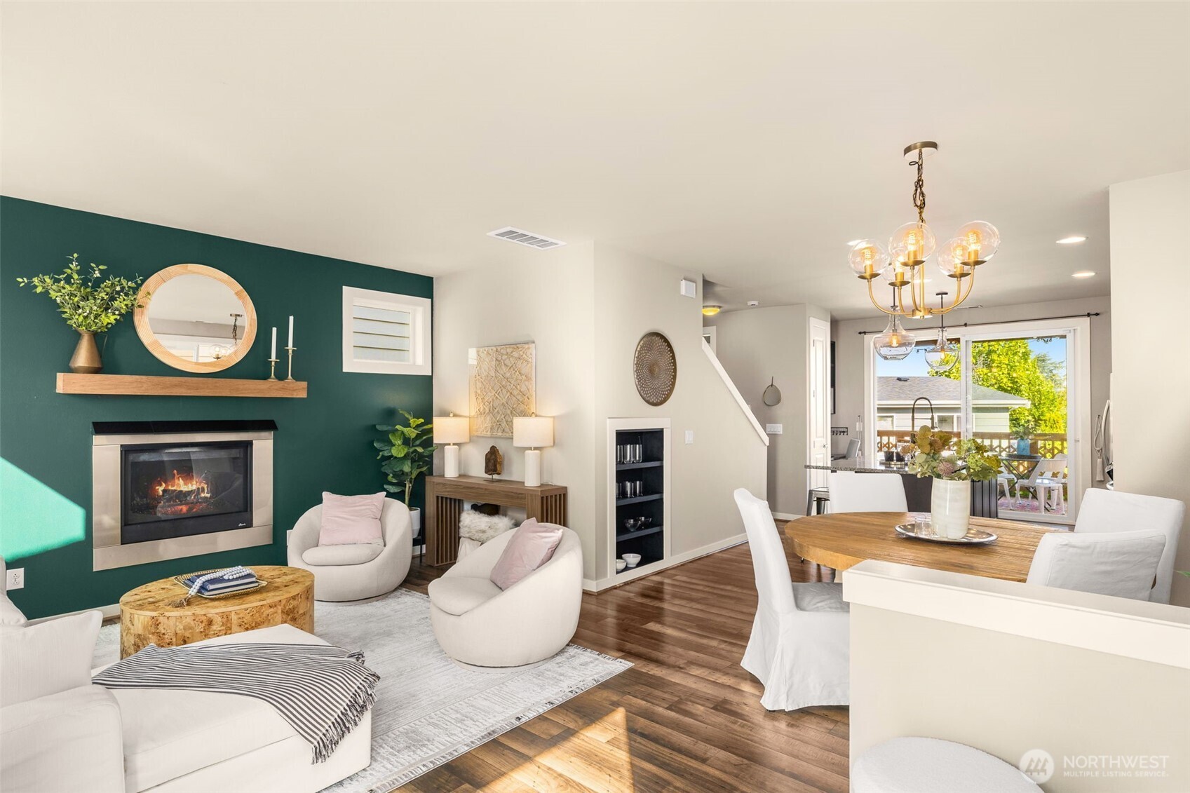 3012 SW Holly Street