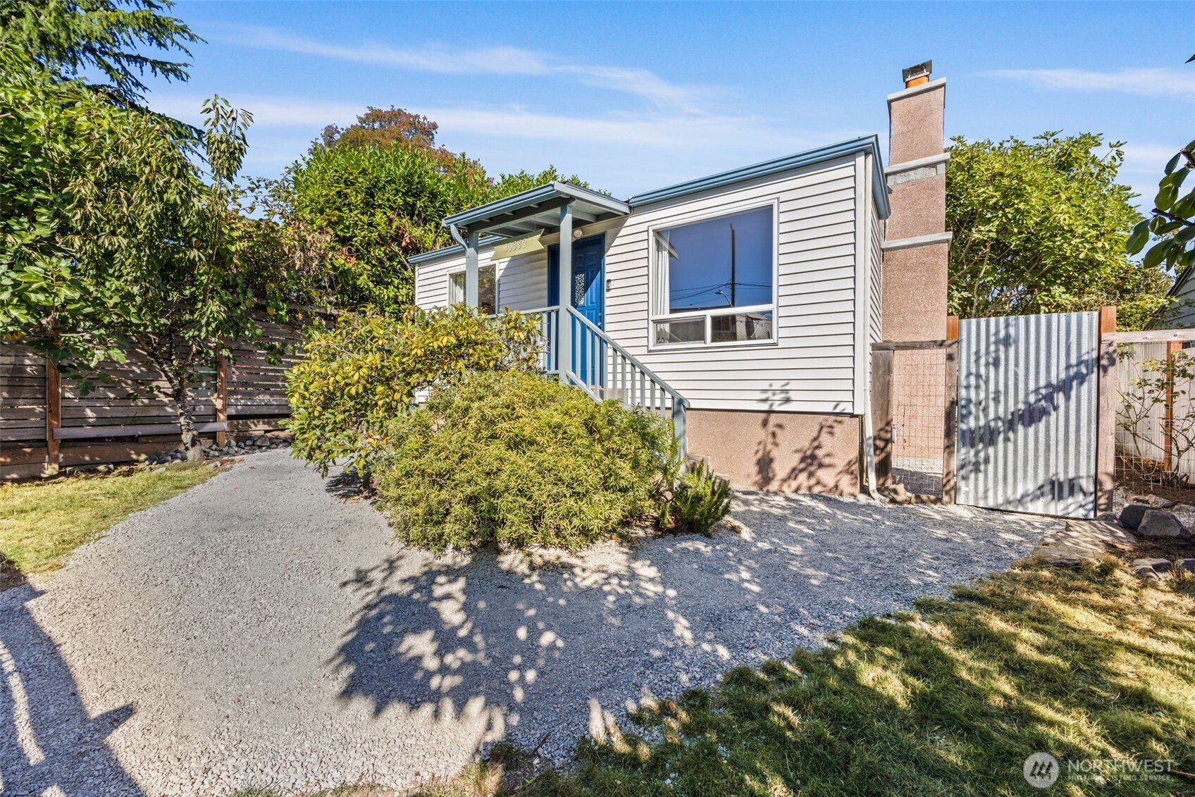 10332 Midvale Avenue N