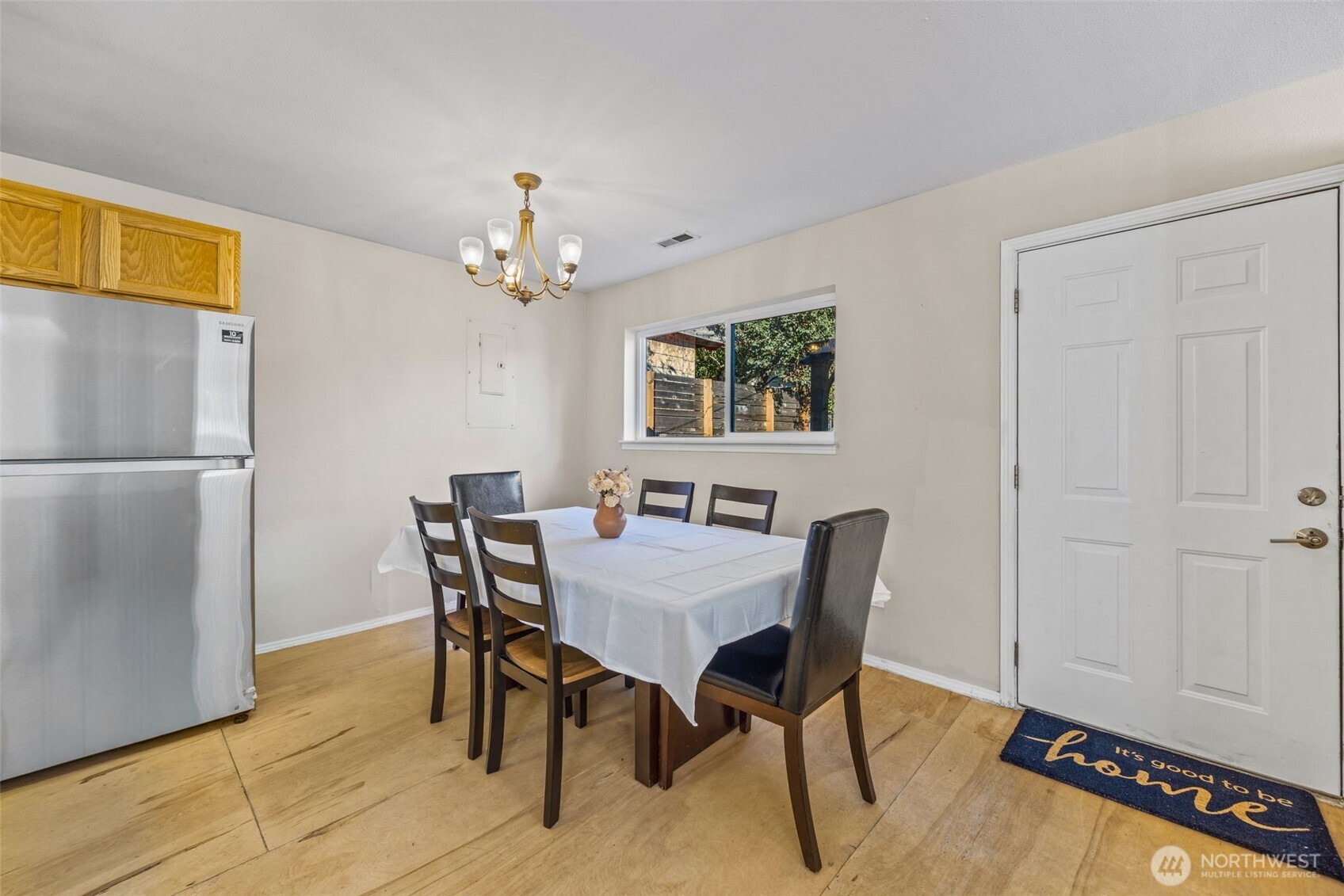 10332 Midvale Avenue N