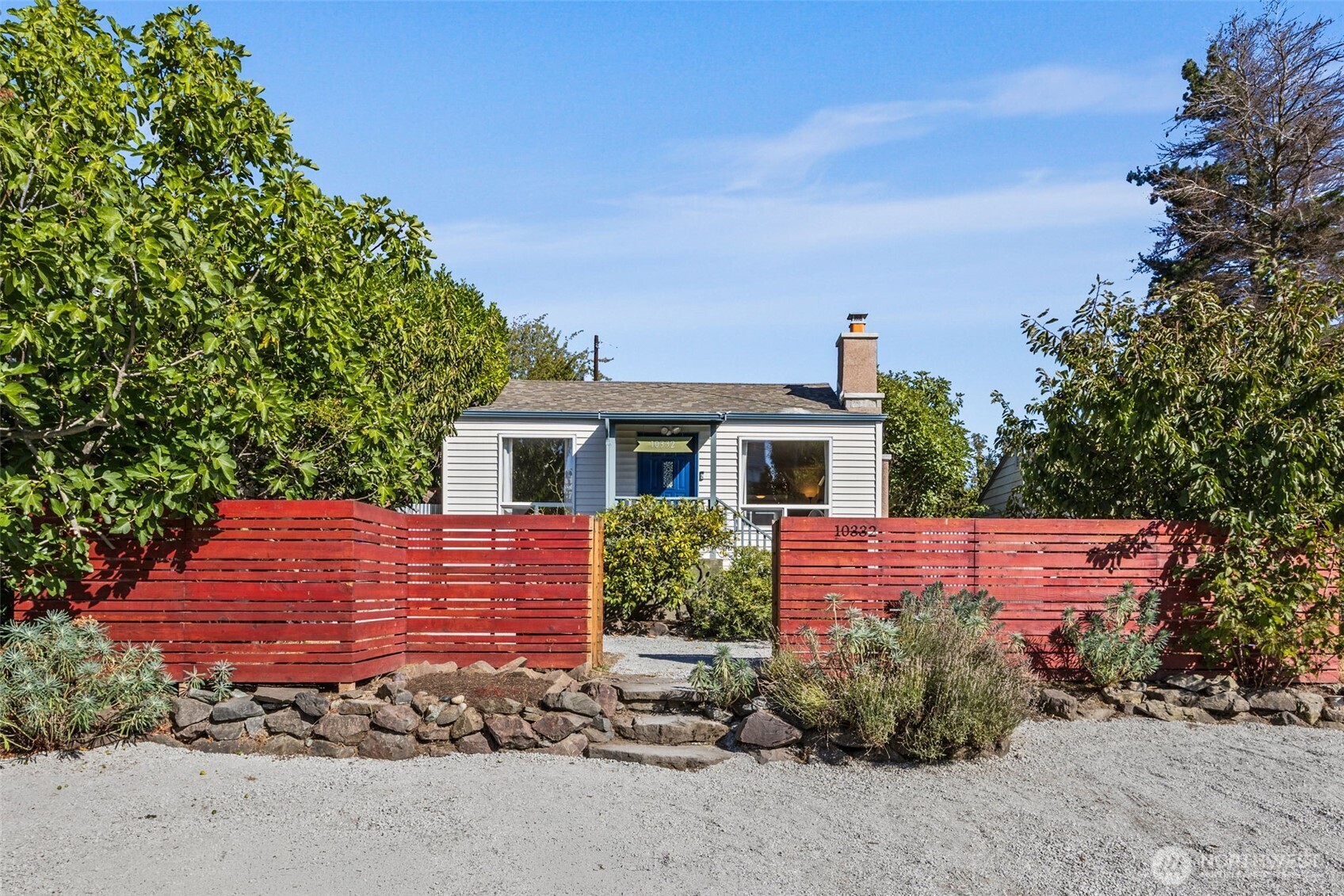 10332 Midvale Avenue N