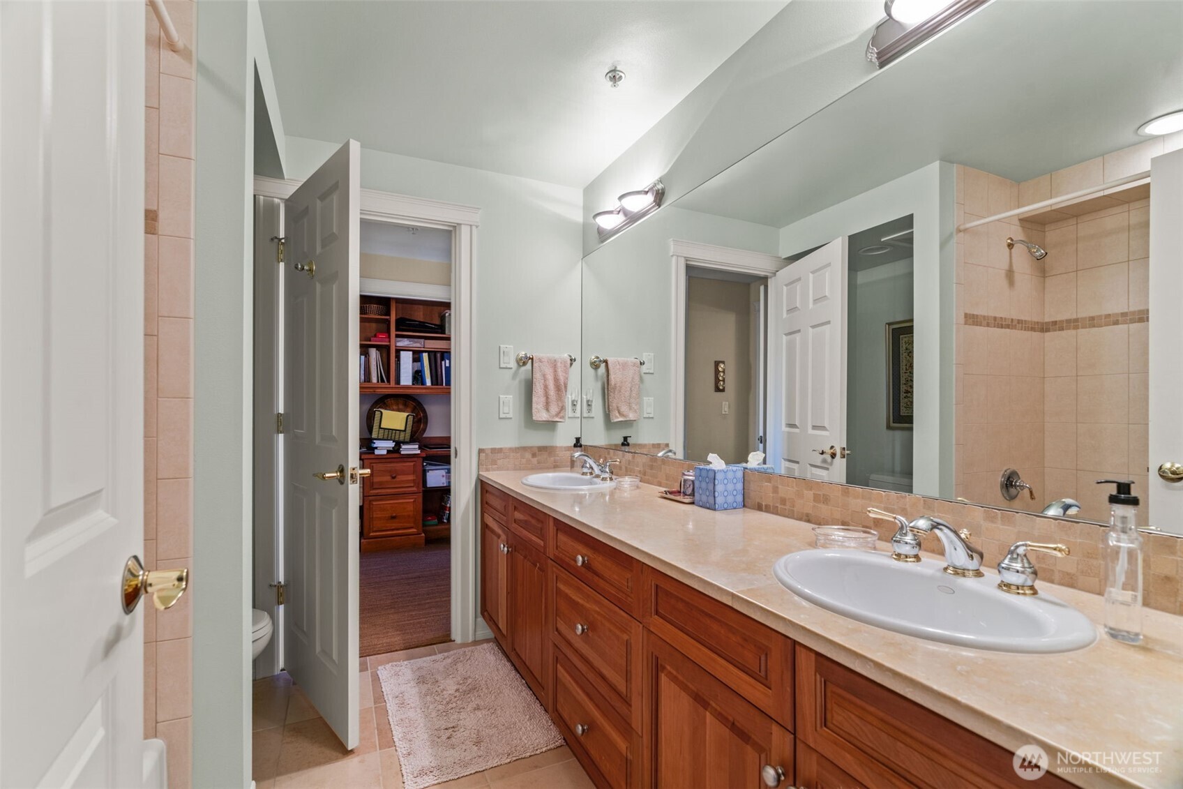 530 Dayton Street Unit: 201