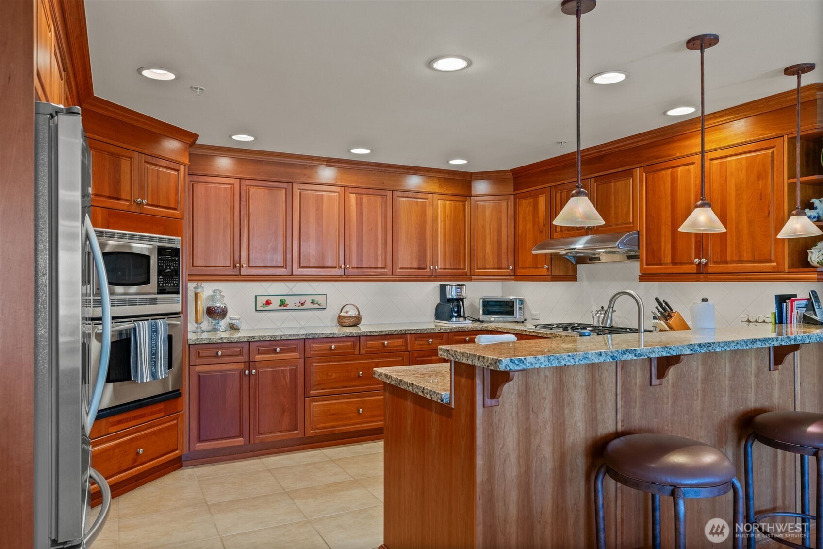 530 Dayton Street Unit: 201